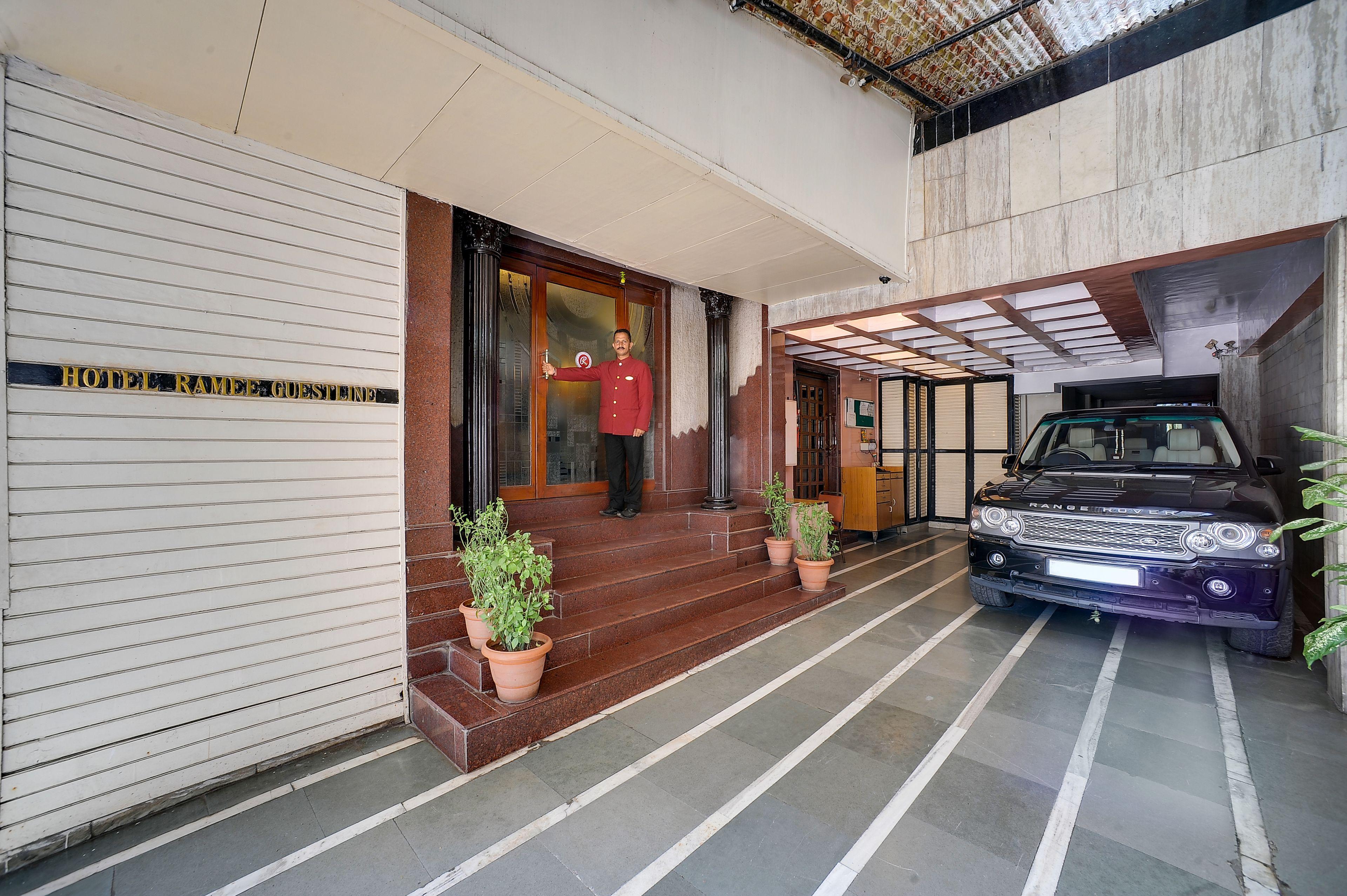 Ramee Guestline Khar Hotel