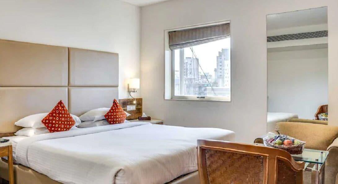 Hotel Ramee Guestline Khar 3*