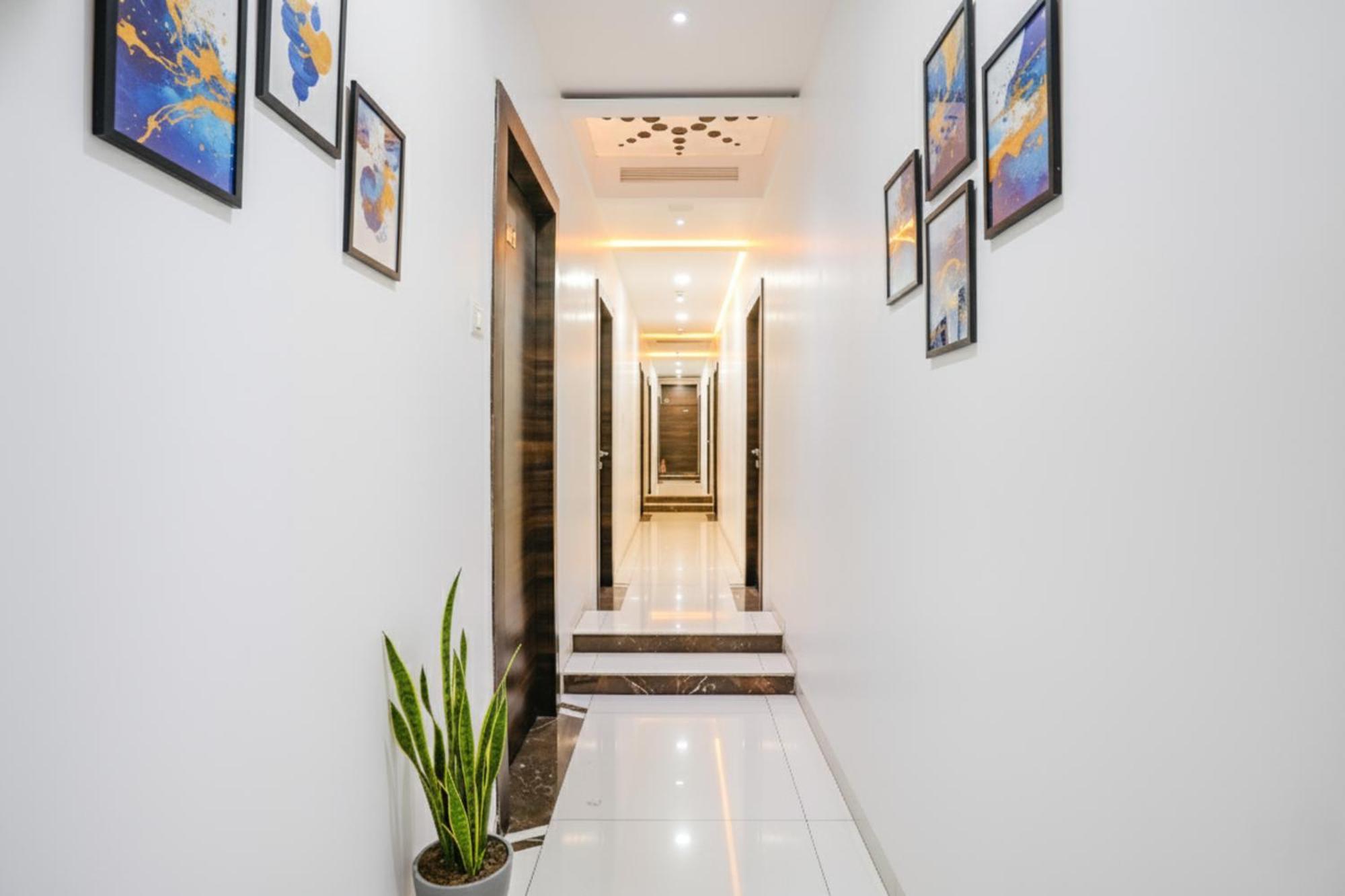 Hotel Fabhotel Elvis - Nr International Airport Mumbai
