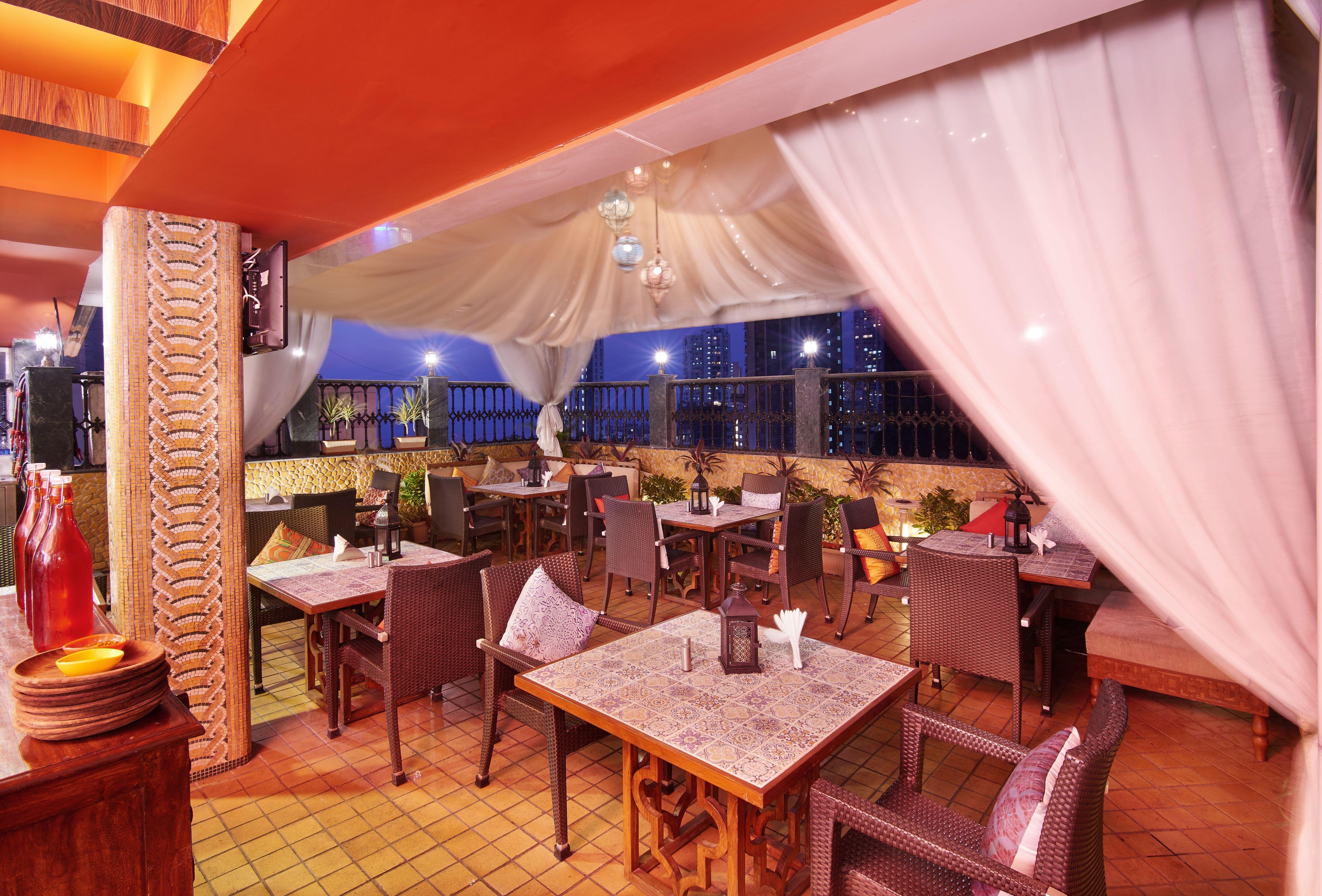 Hotel The Shalimar Hotel, Kemps Corner