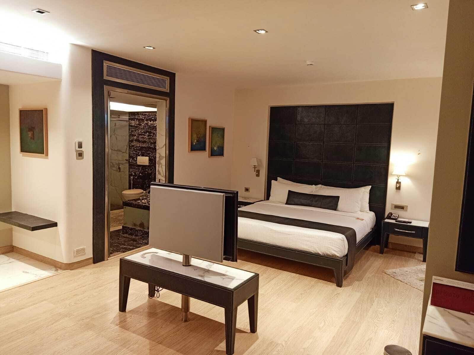 Hotel Mirage Hotel, International Airport Mumbai
