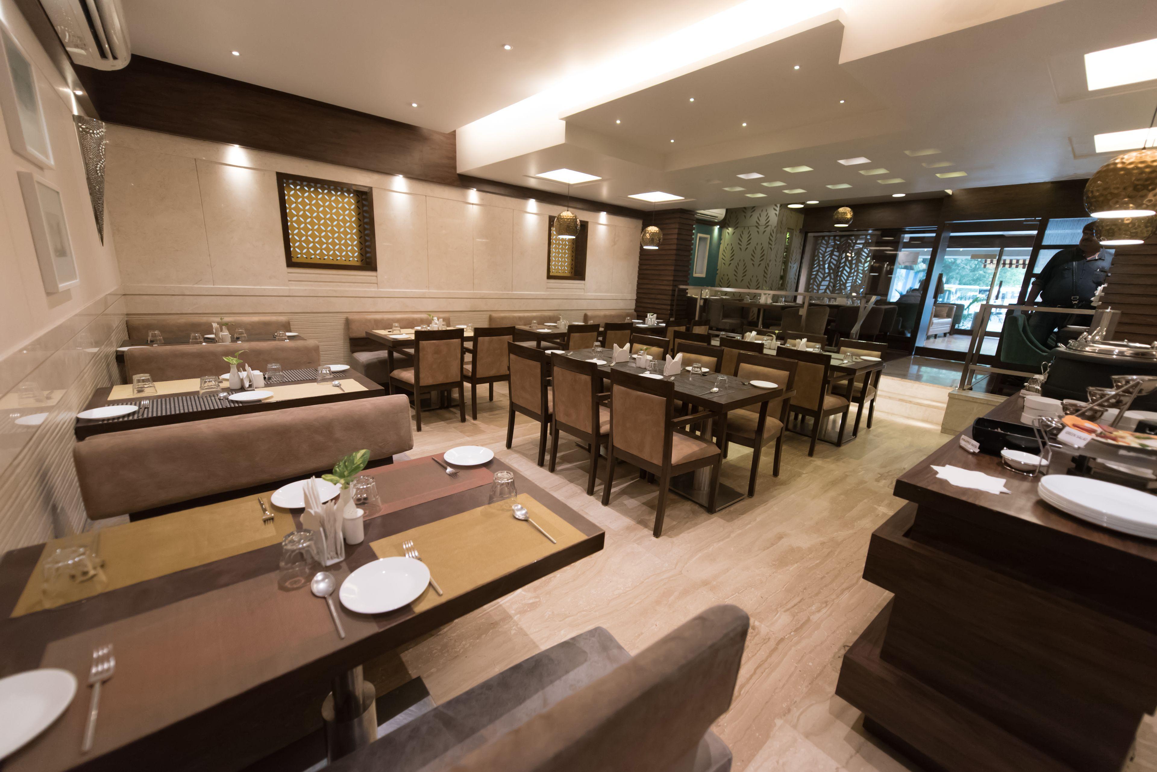 Le Grande - International Airport