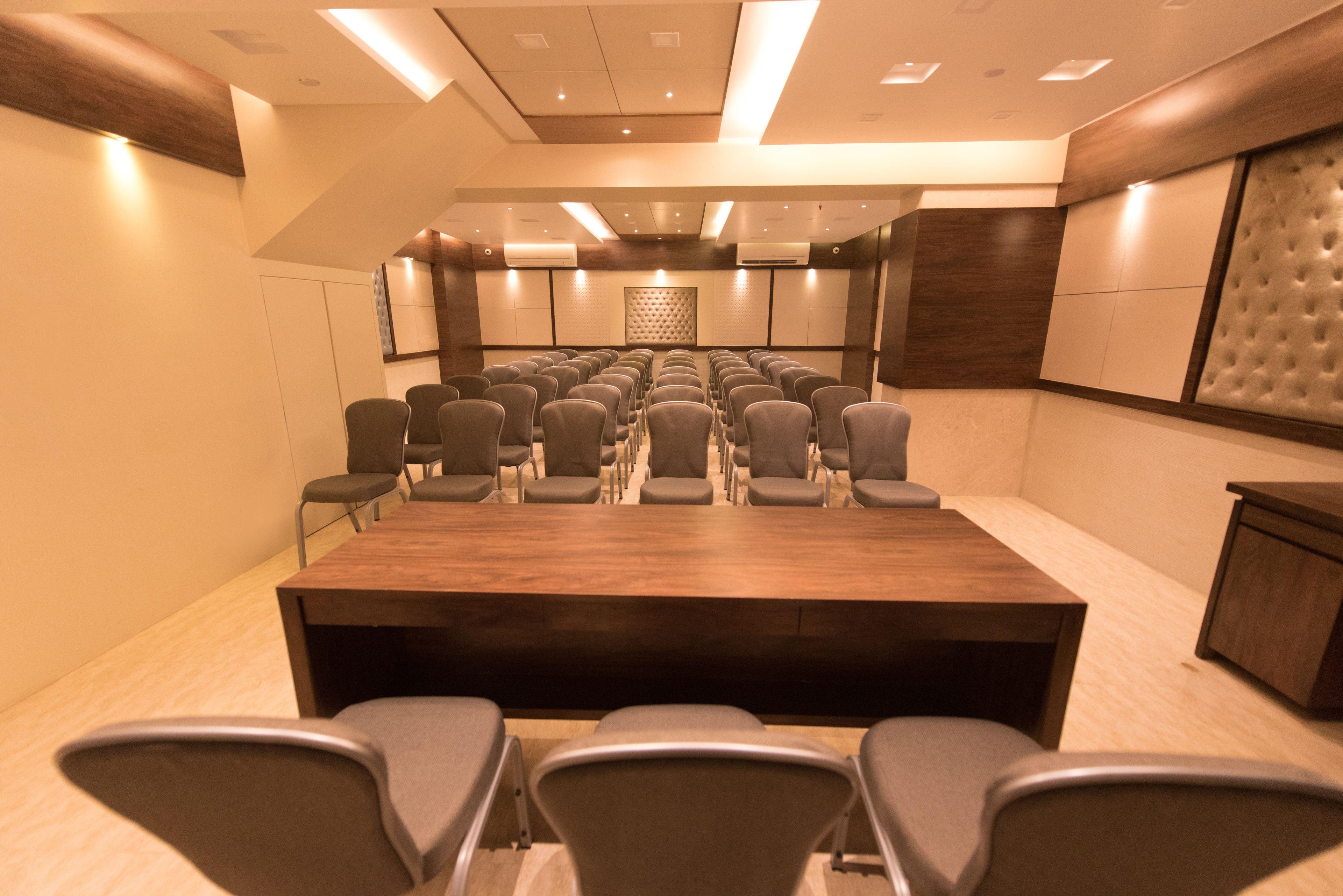 Hotel Le Grande - International Airport 3*