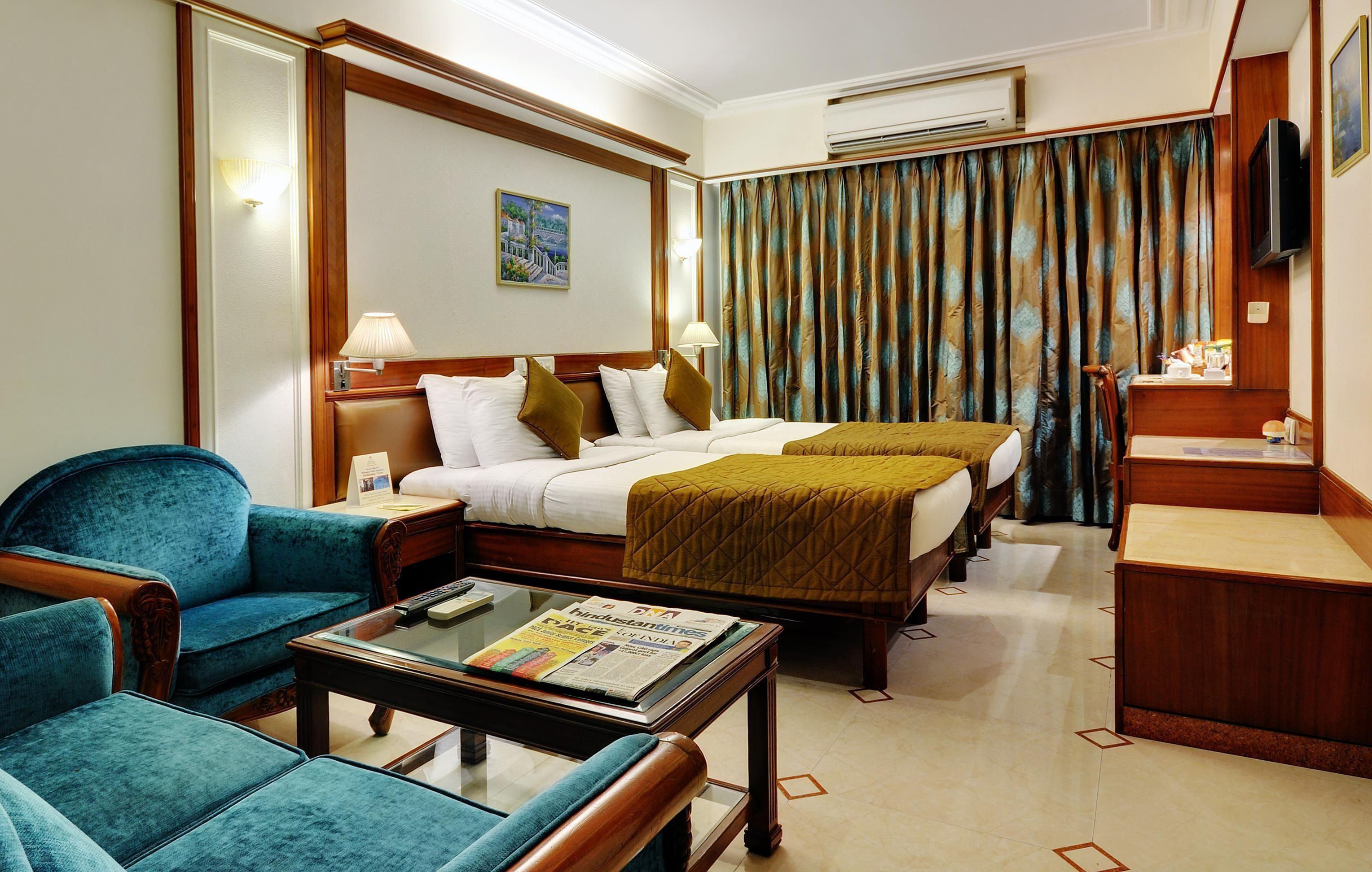 Regal Enclave Hotel 3*