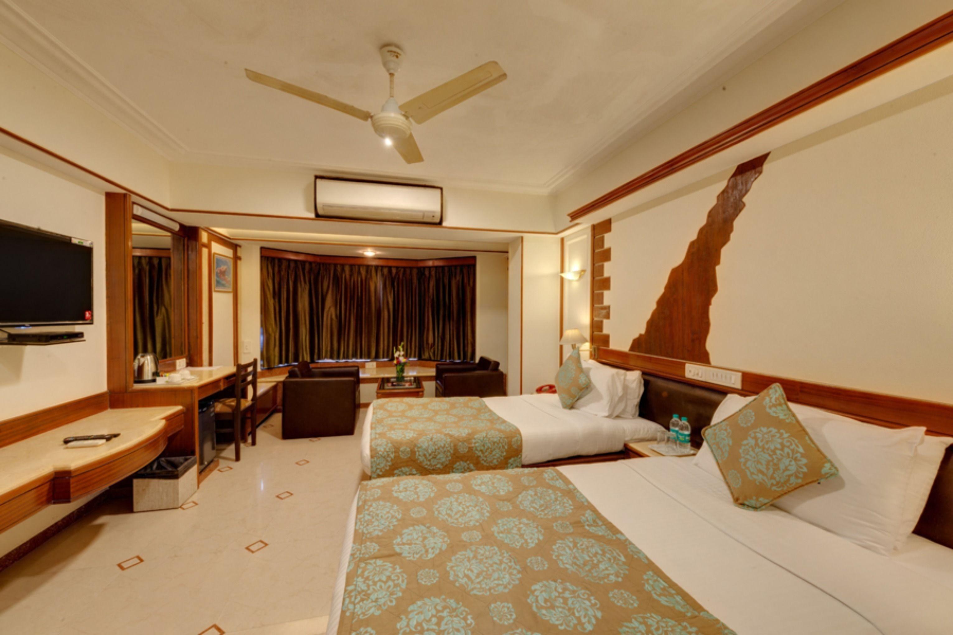 Regal Enclave 3* Mumbai