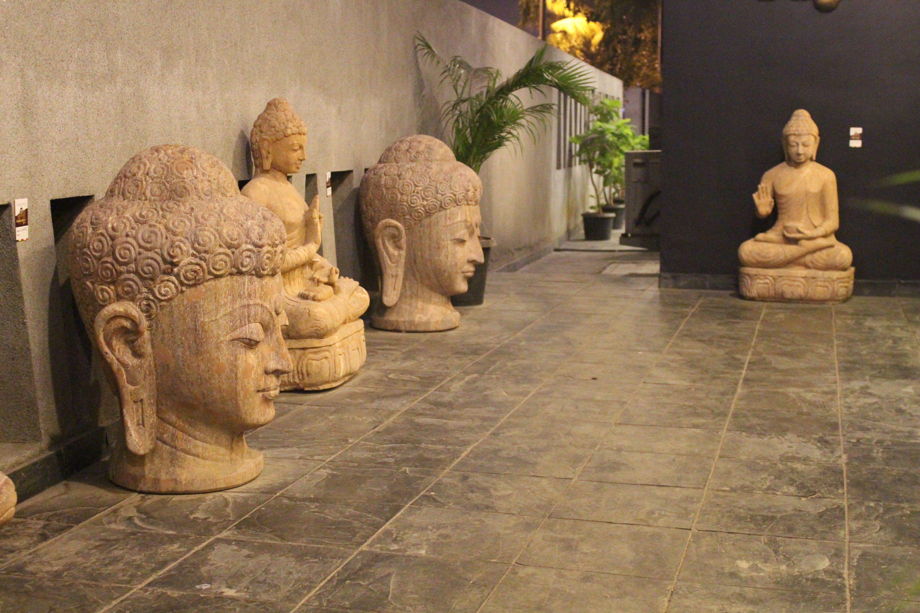 Dragonfly - The Art 4* Mumbai