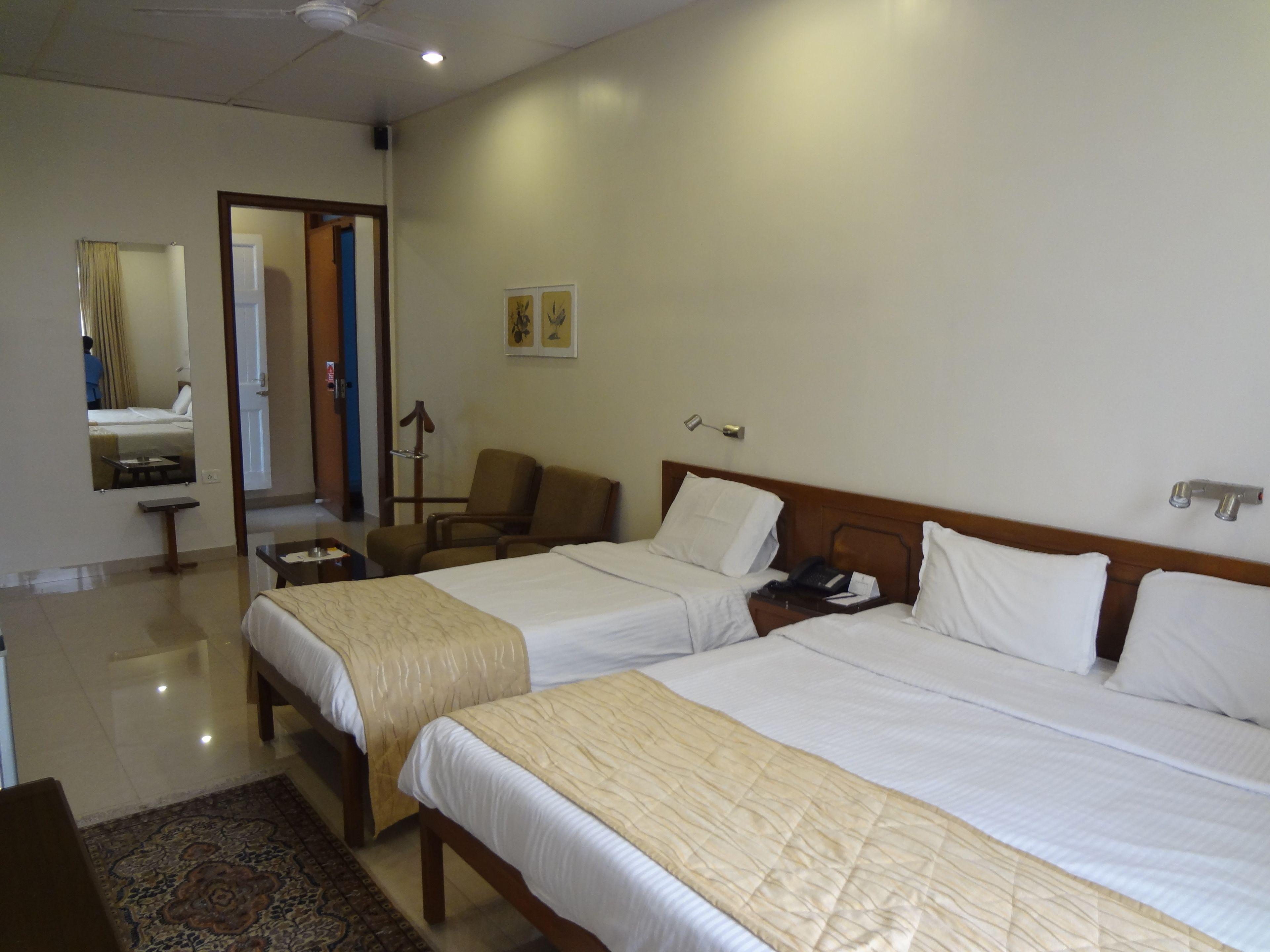 Grand - Ballard Estate, Hotel