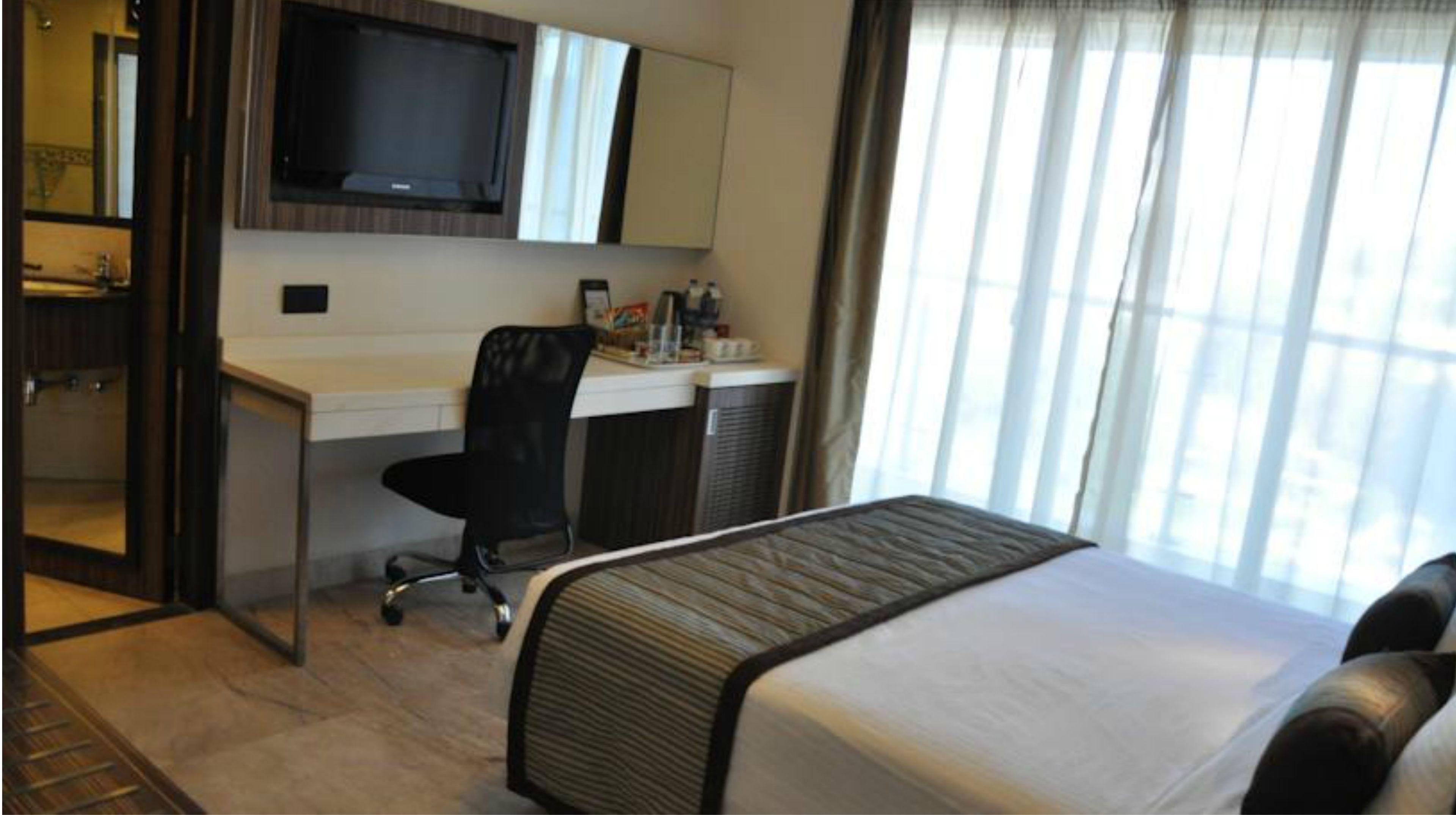 Residency Sarovar Portico Hotel