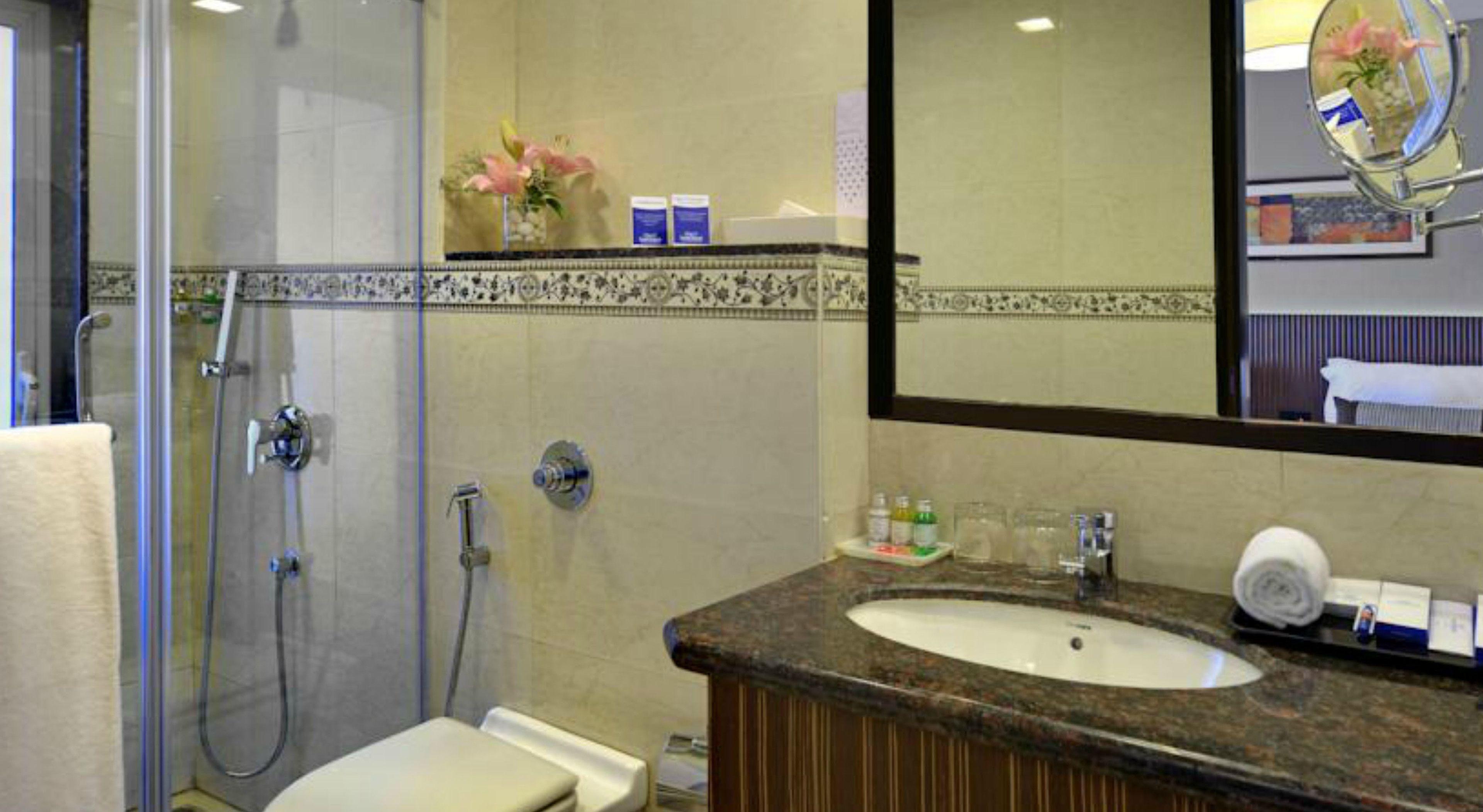 Residency Sarovar Portico Hotel Mumbai