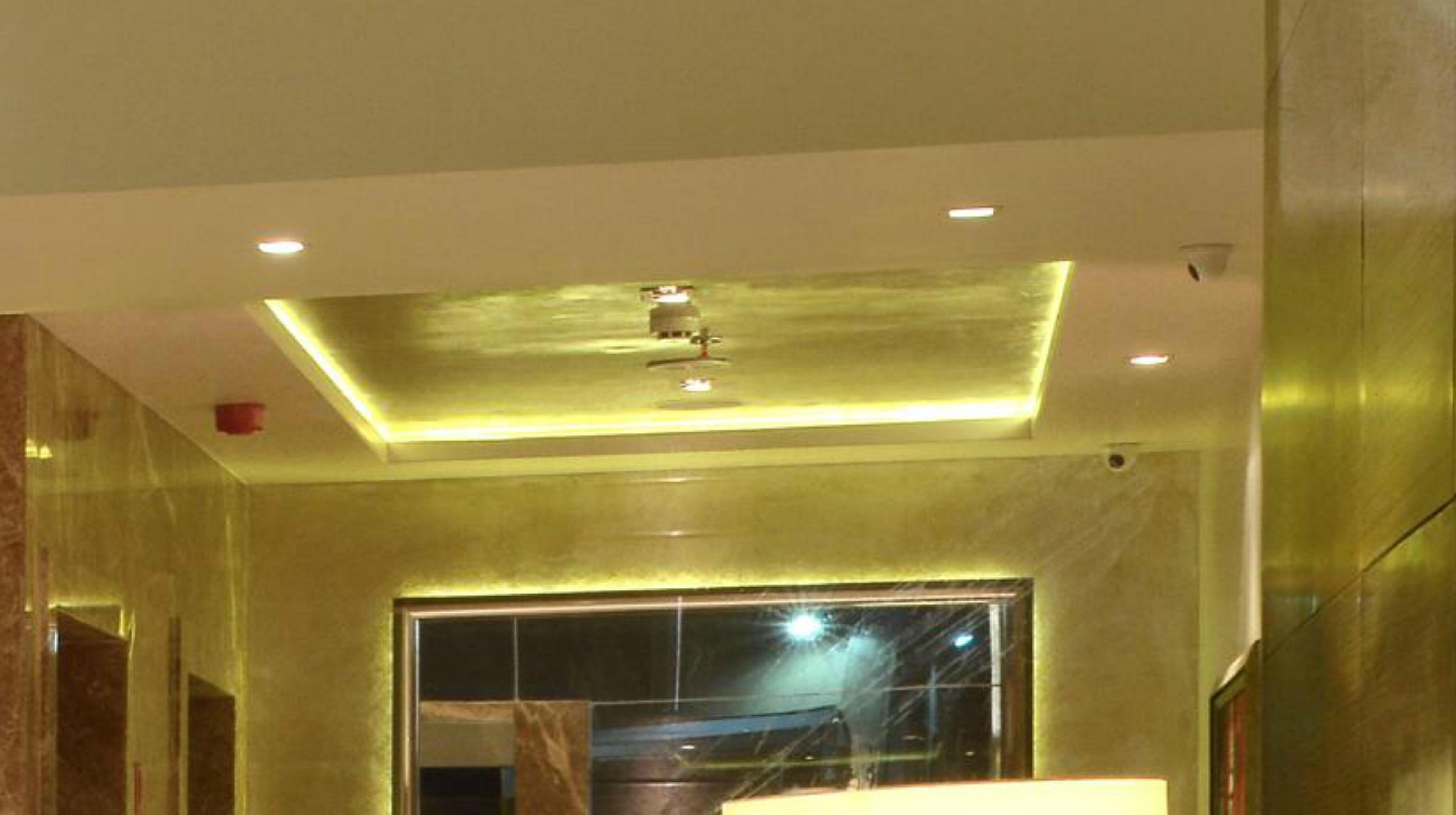 Hotel Residency Sarovar Portico Mumbai