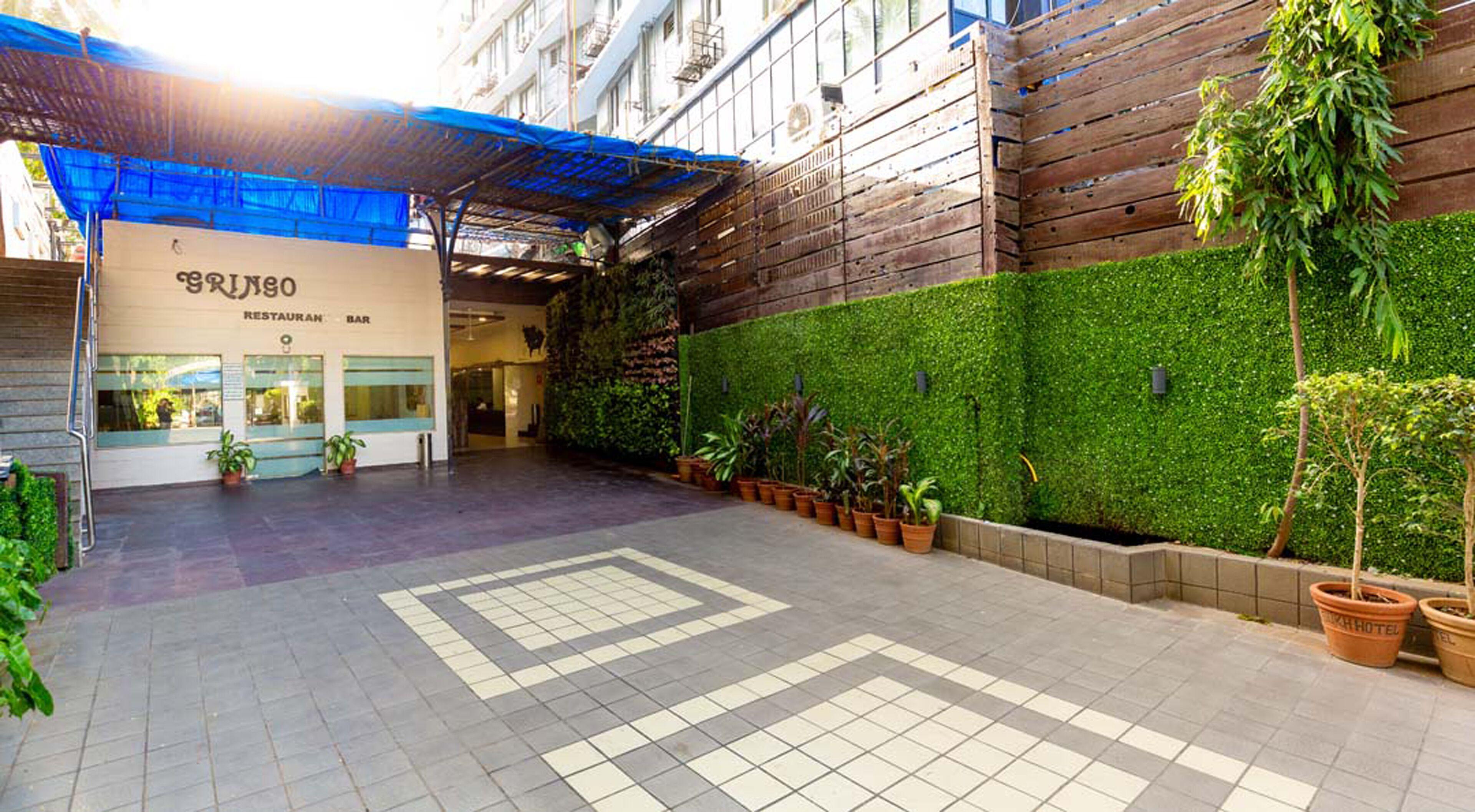 Sukh Hotel