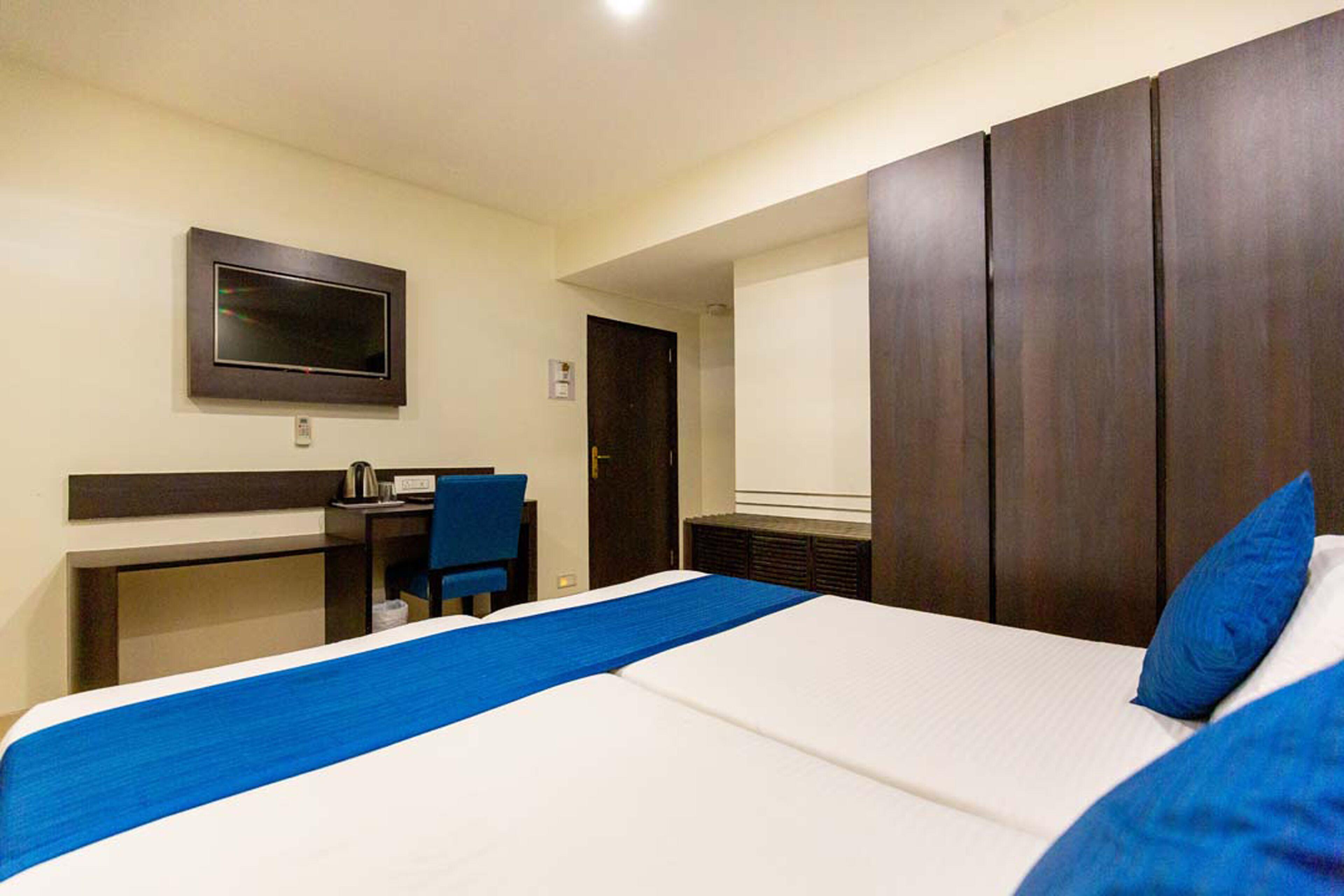 Sukh Hotel 3*