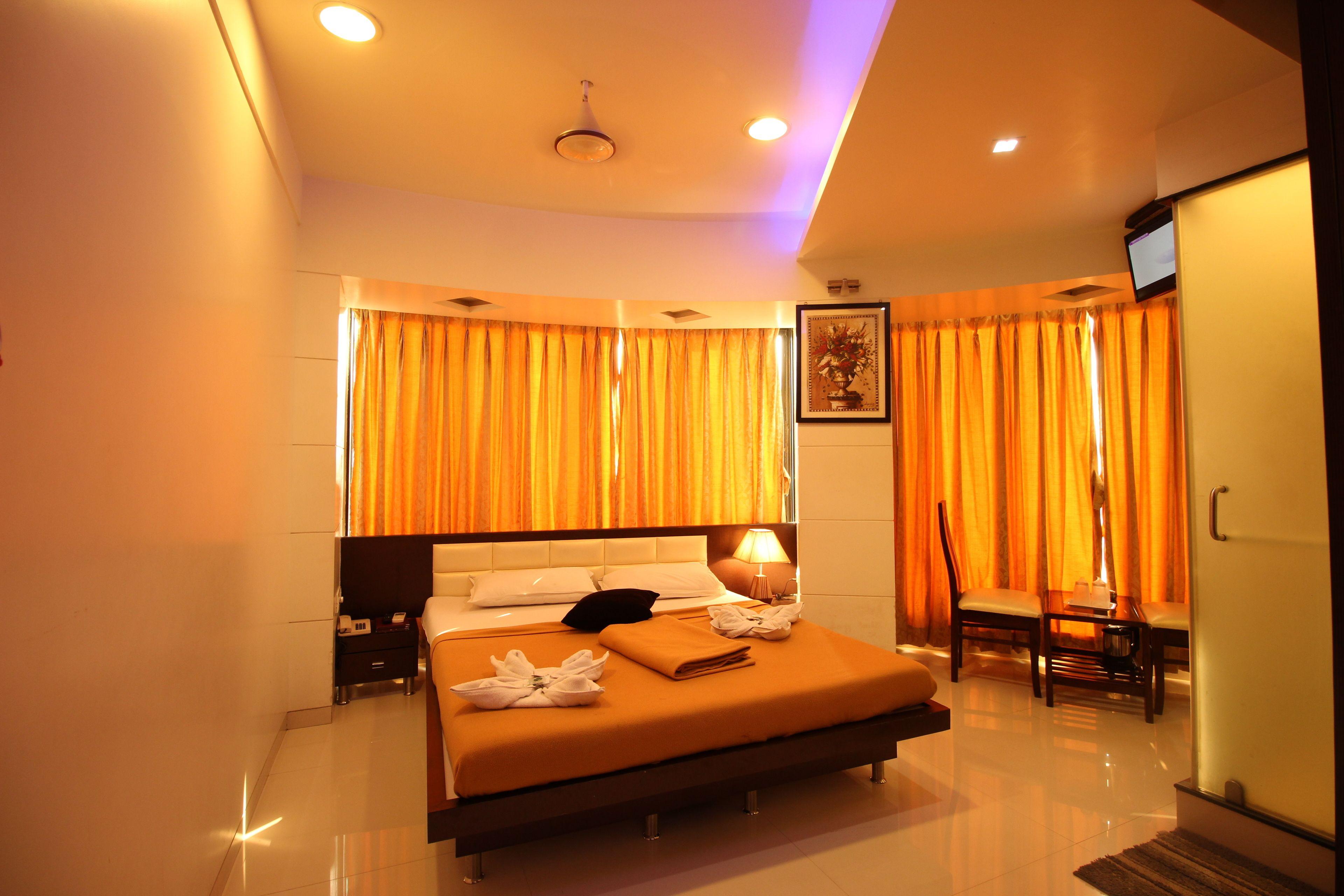 La Metro Near Bkc Hotel Mumbai