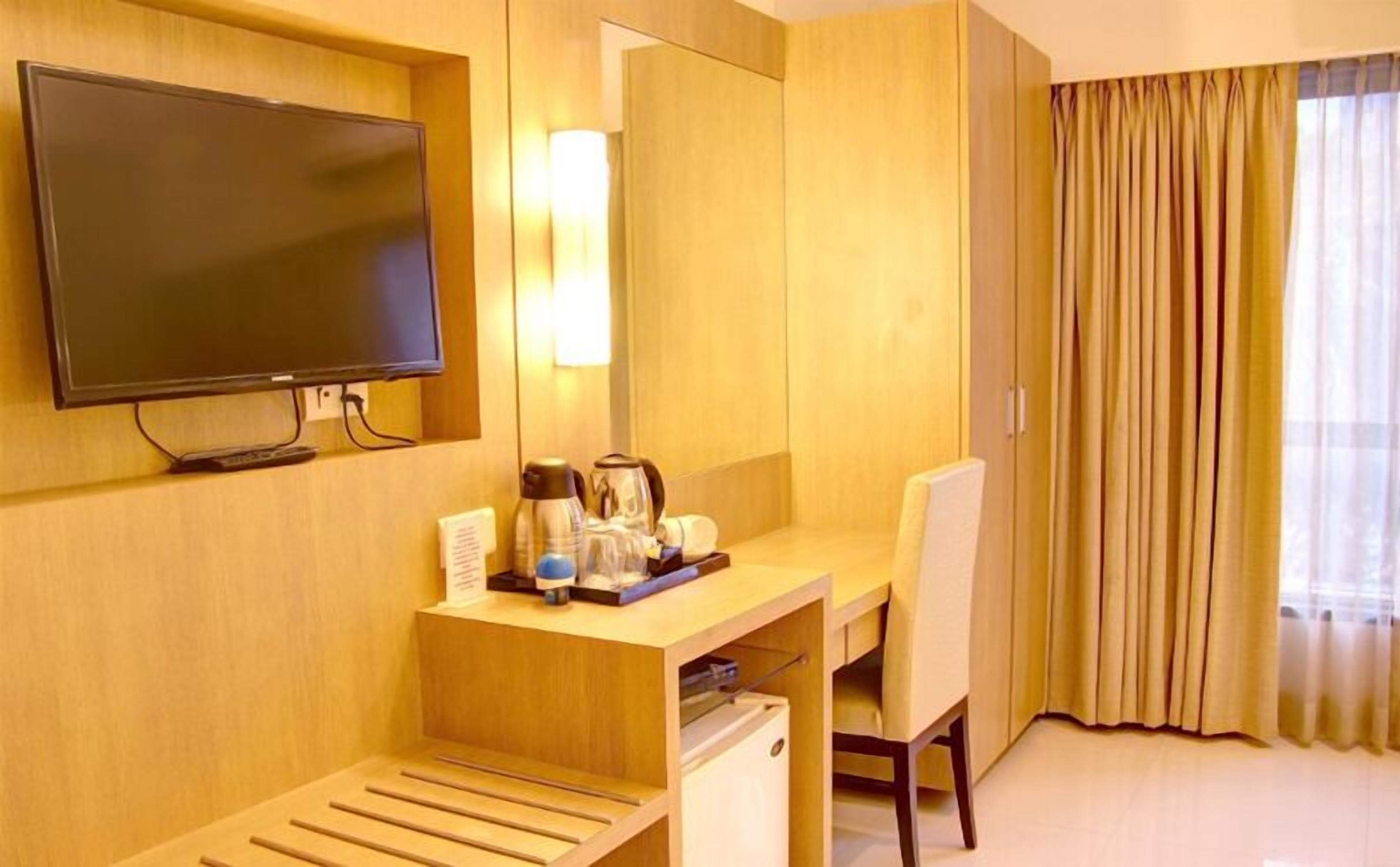 Galaxy Beacon Hotel, Santacruz ,mumbai Mumbai