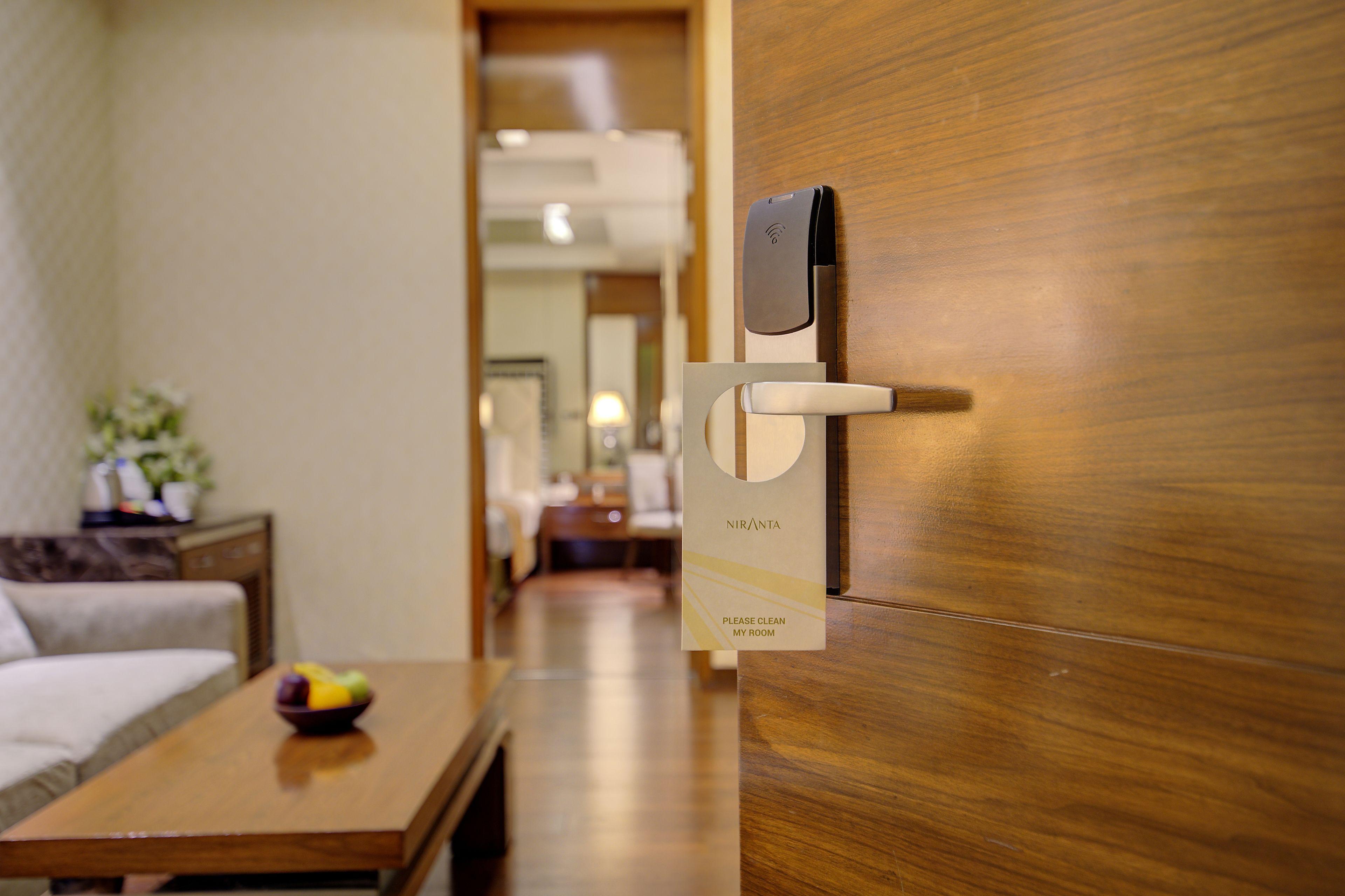 Hotel Niranta Airport Transit & Lounge Terminal 2 Arrivals/landside Mumbai