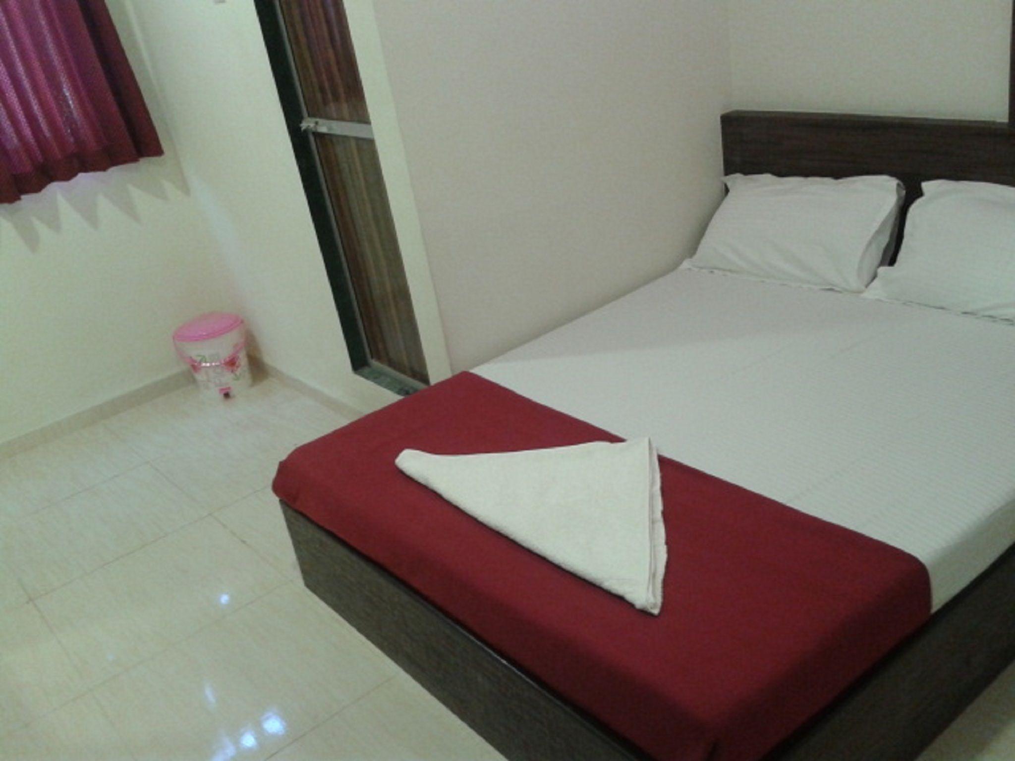 Hotel Oyo 76486 Silver Moon 2*