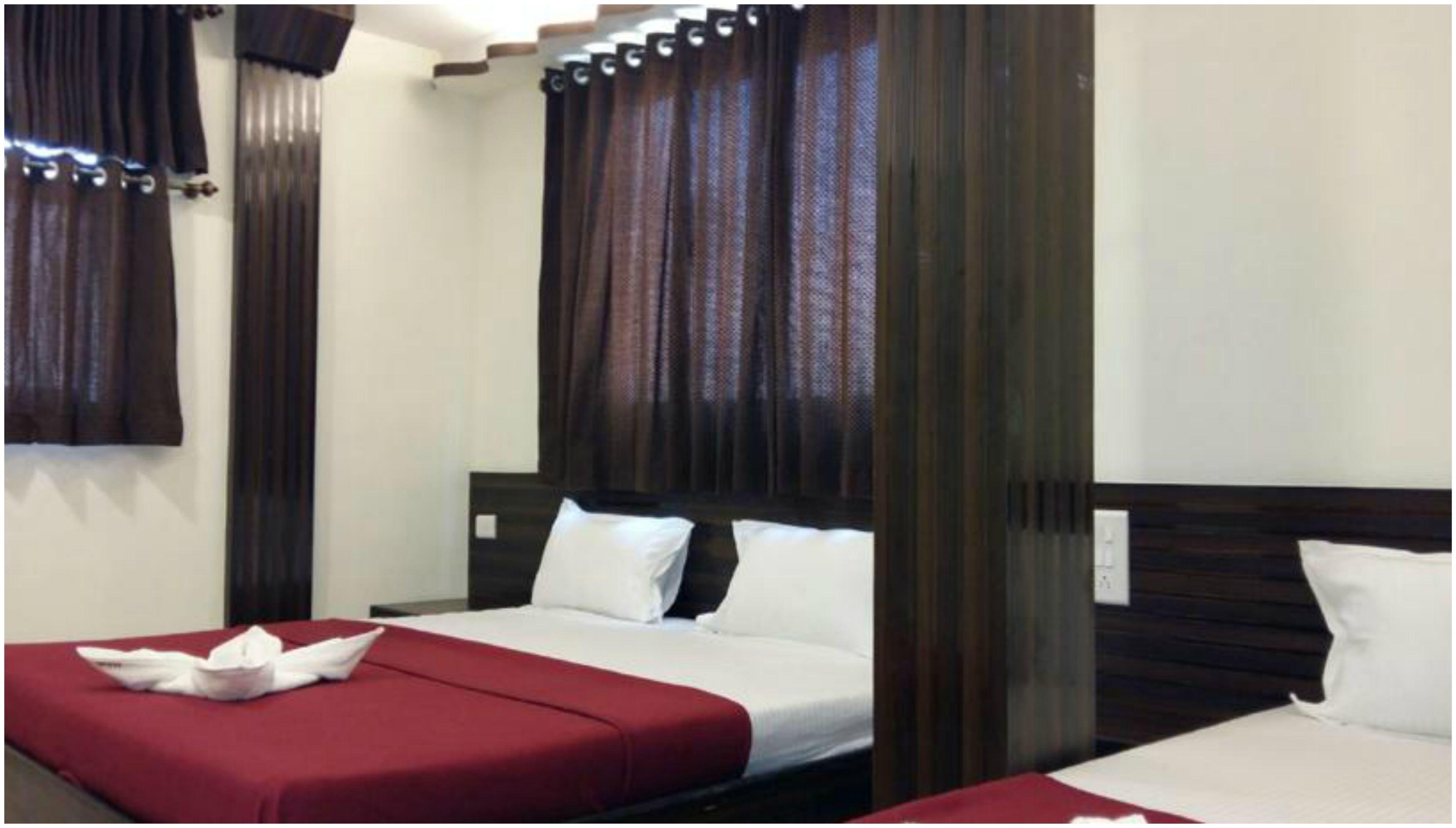 Oyo 76486 Silver Moon 2* Mumbai