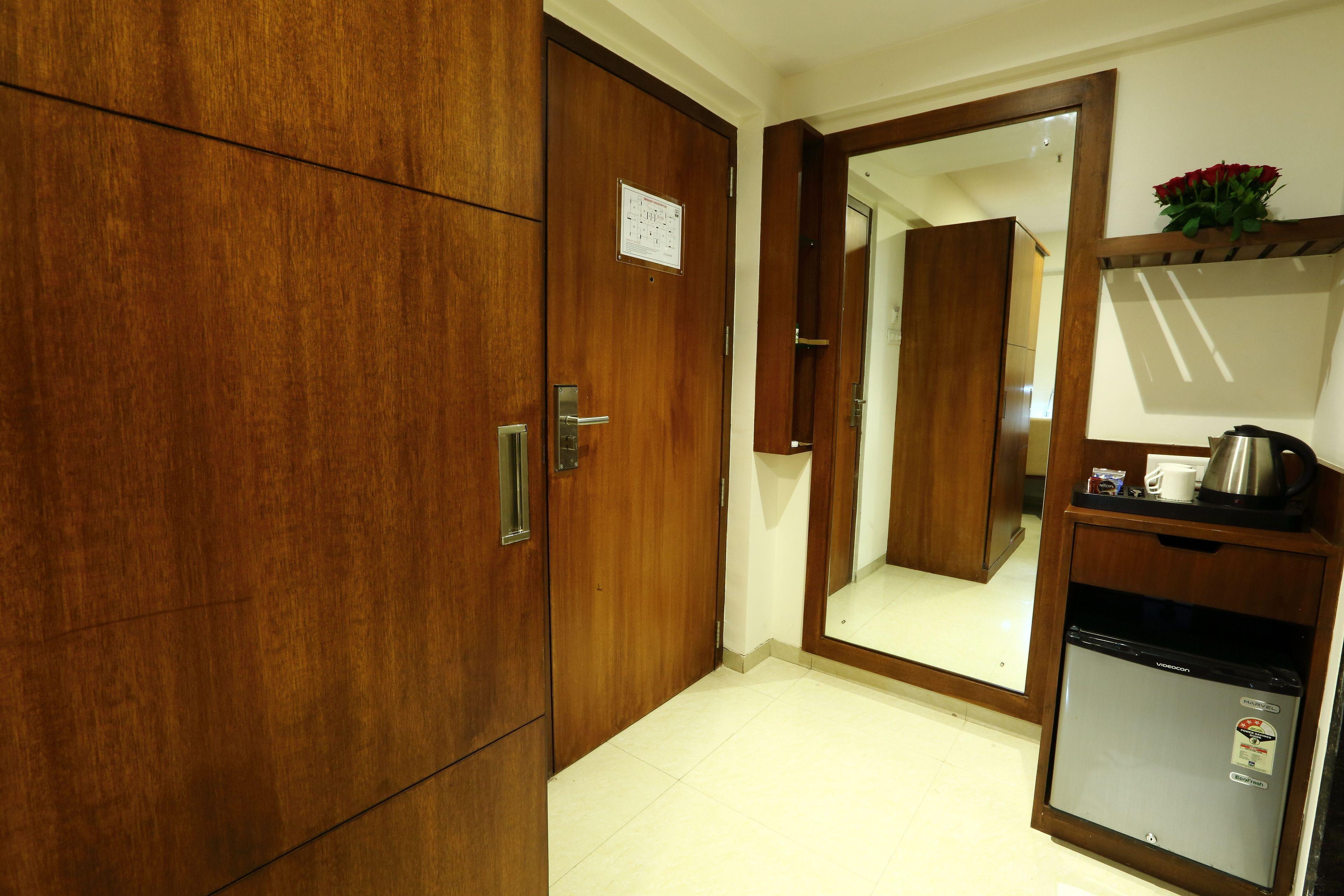 Hotel The Altruist Andheri Mumbai
