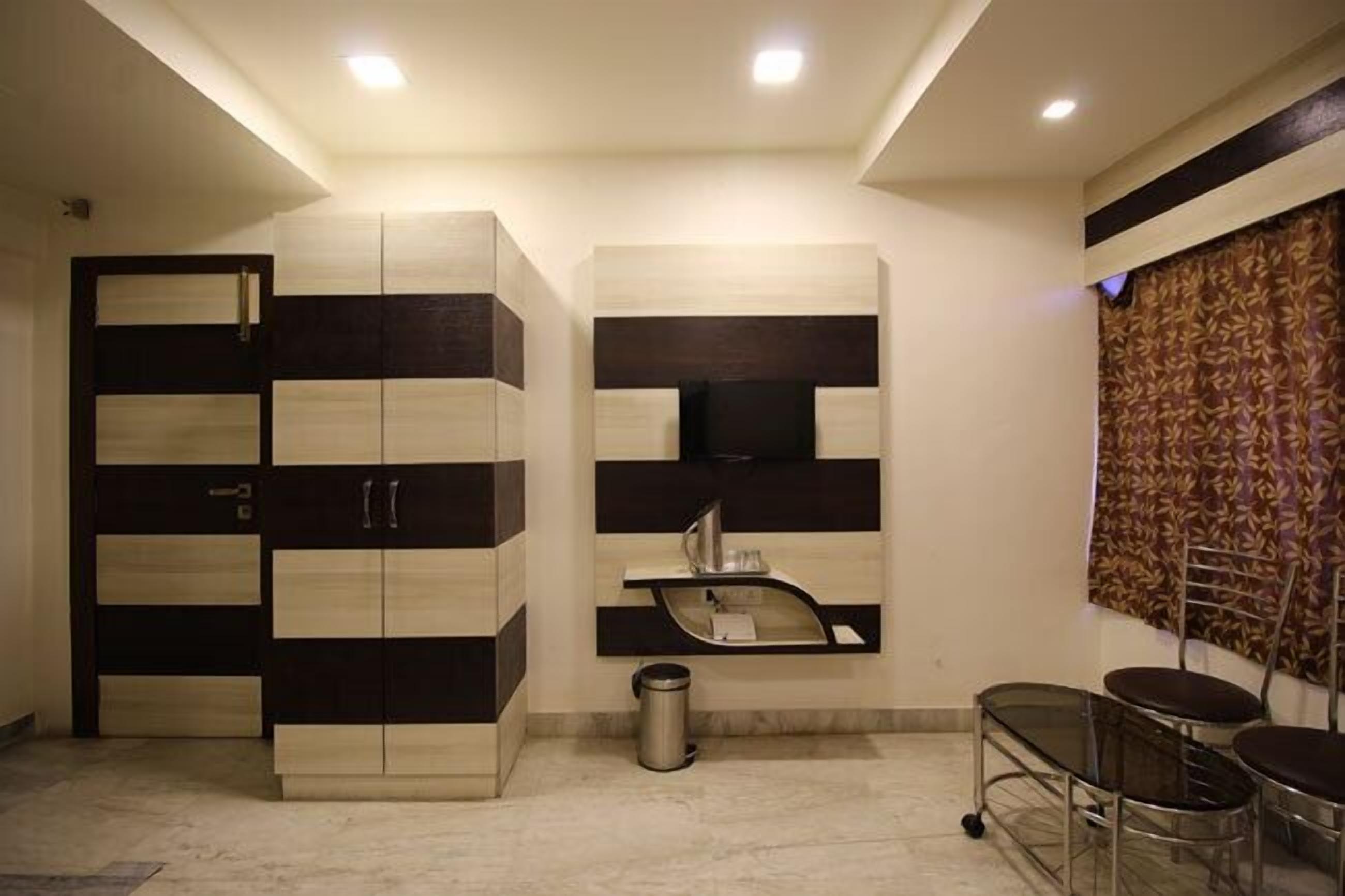 Hotel Oc Residency Mumbai