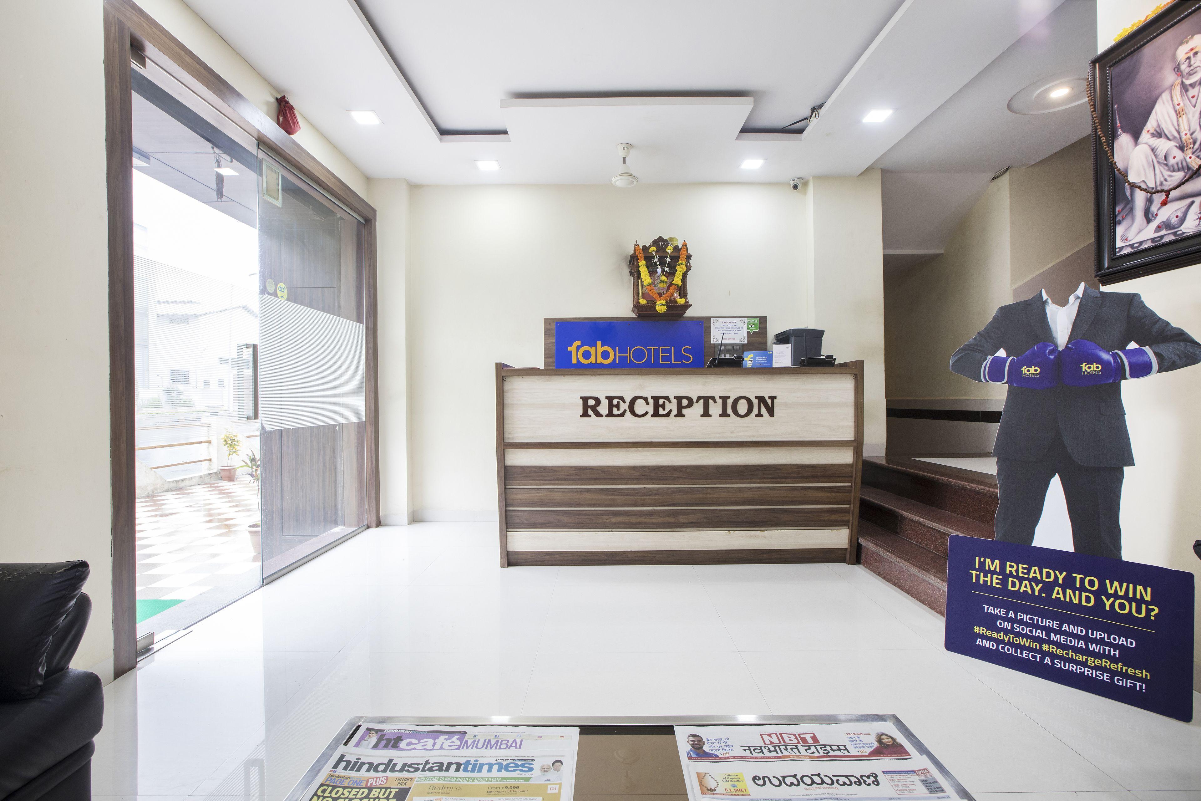 Hotel Oyo 23656 Parimeet 3*