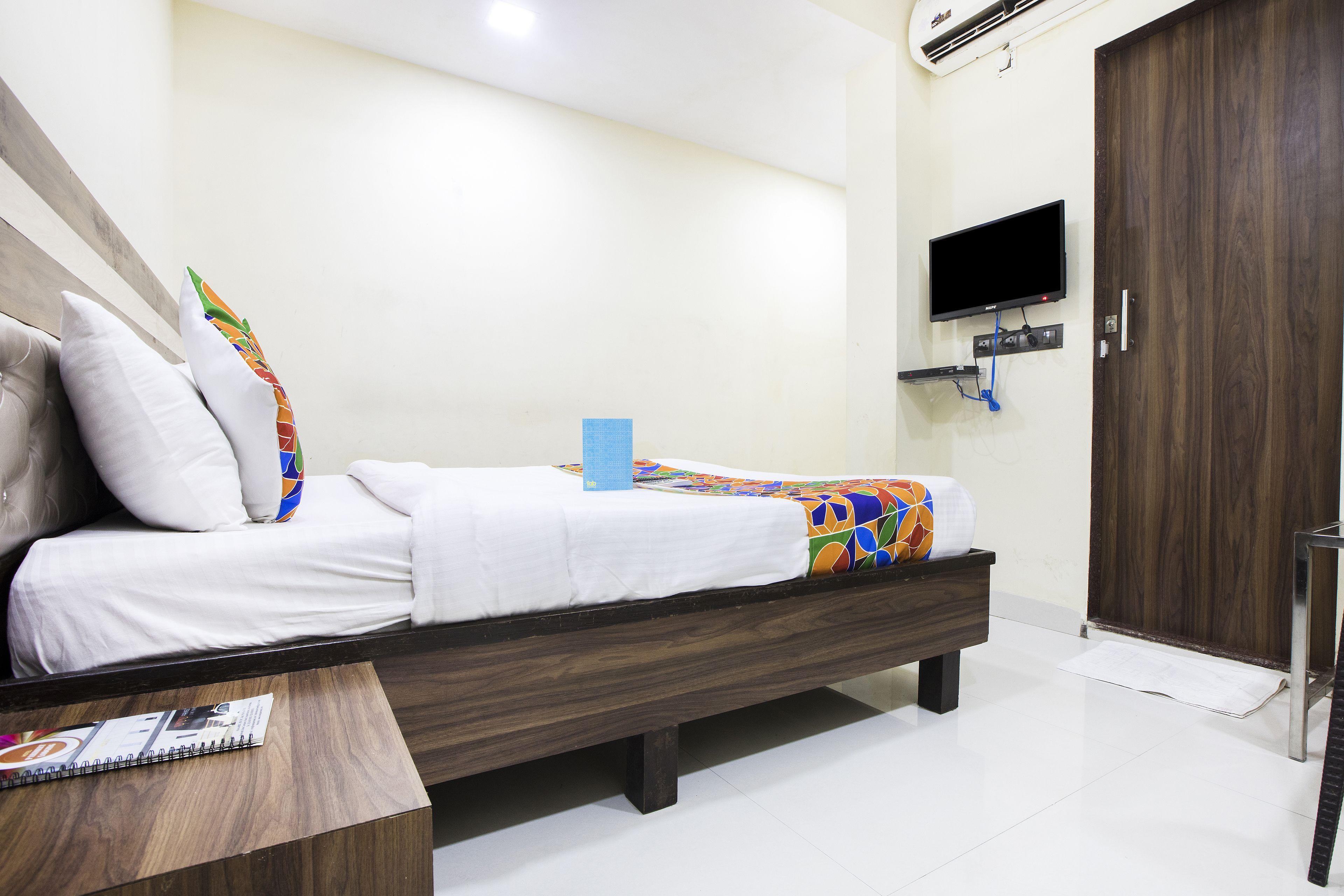Oyo 23656 Parimeet Hotel 3*