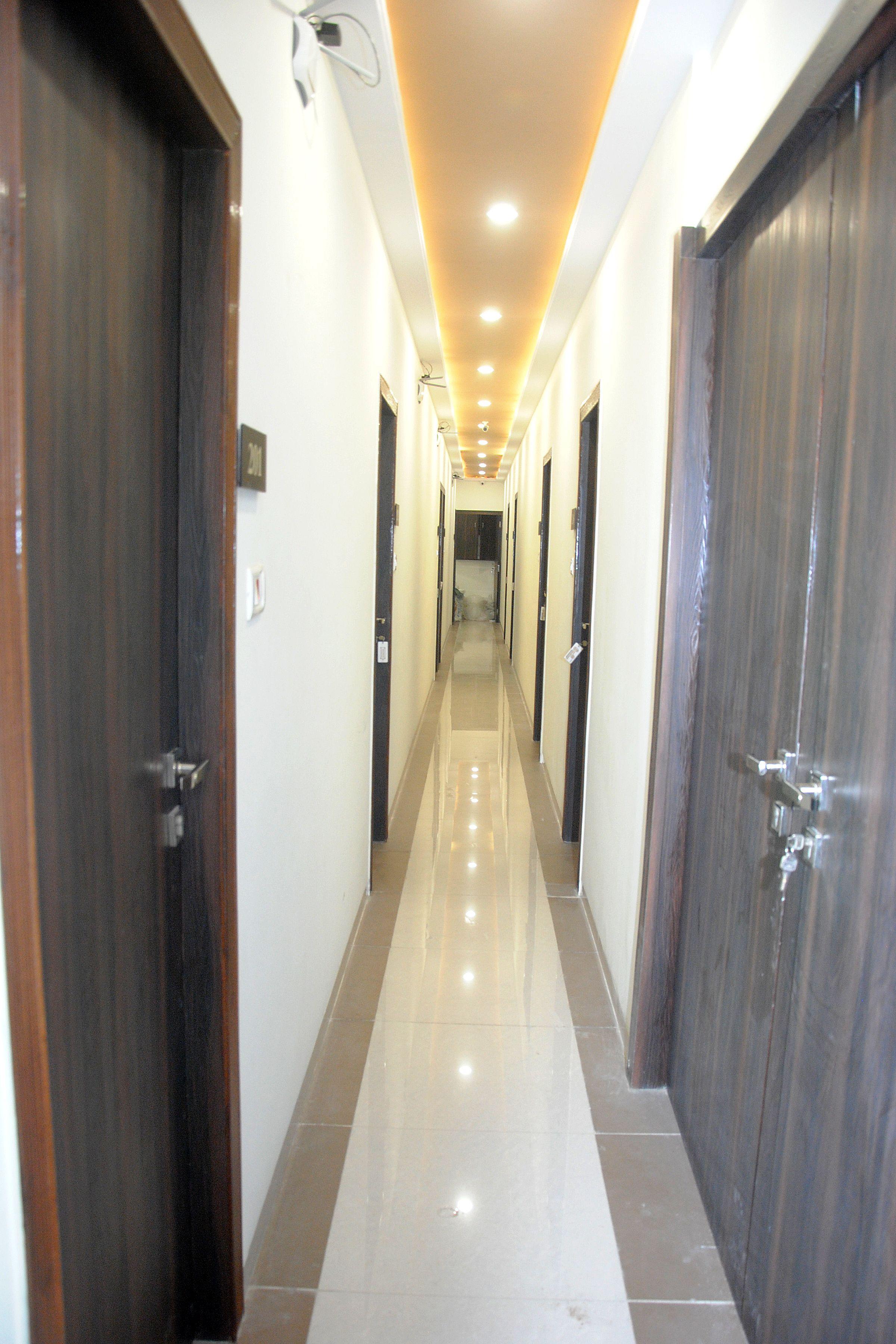 Hotel Sanjary Palace