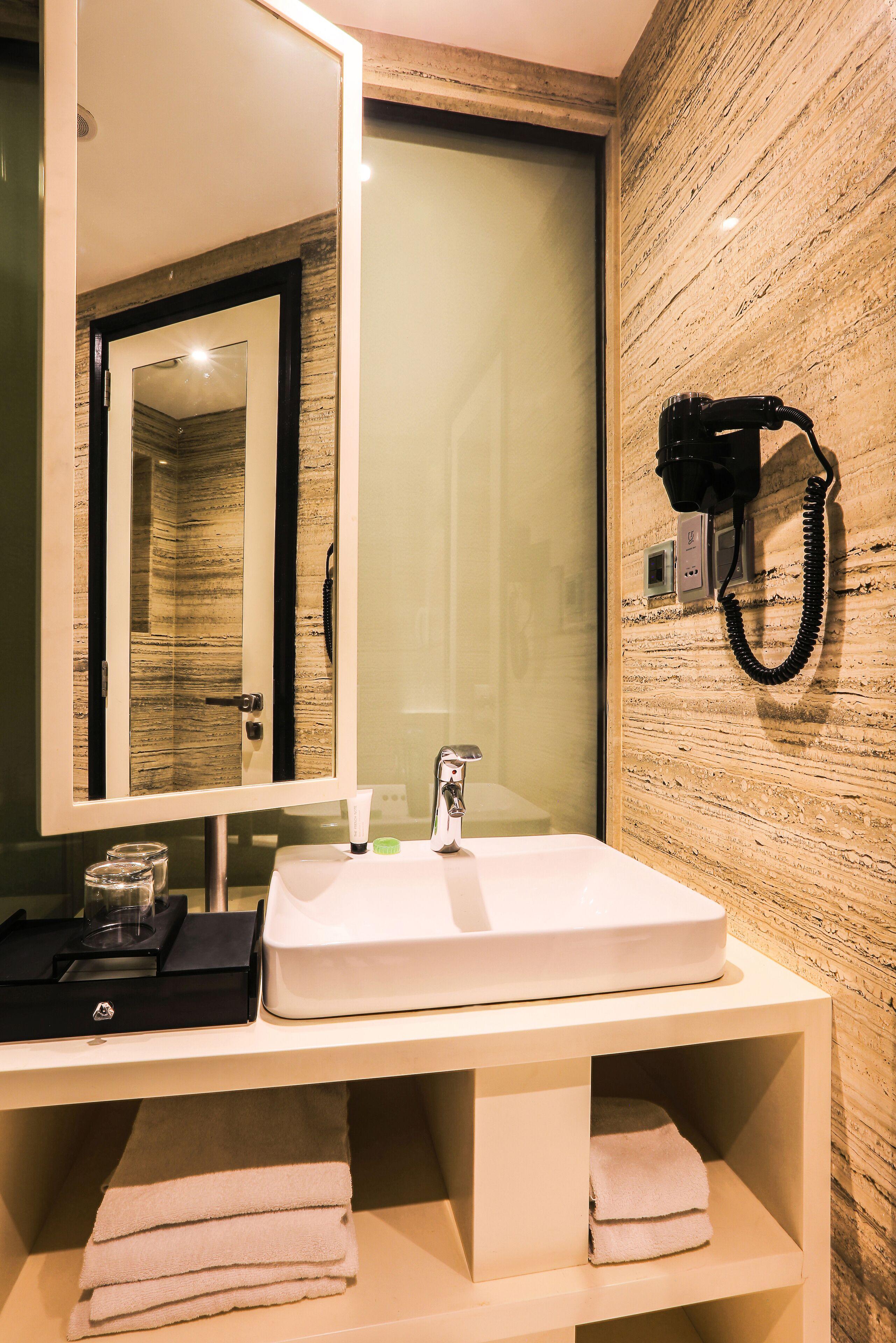 Hotel The Empresa Mumbai