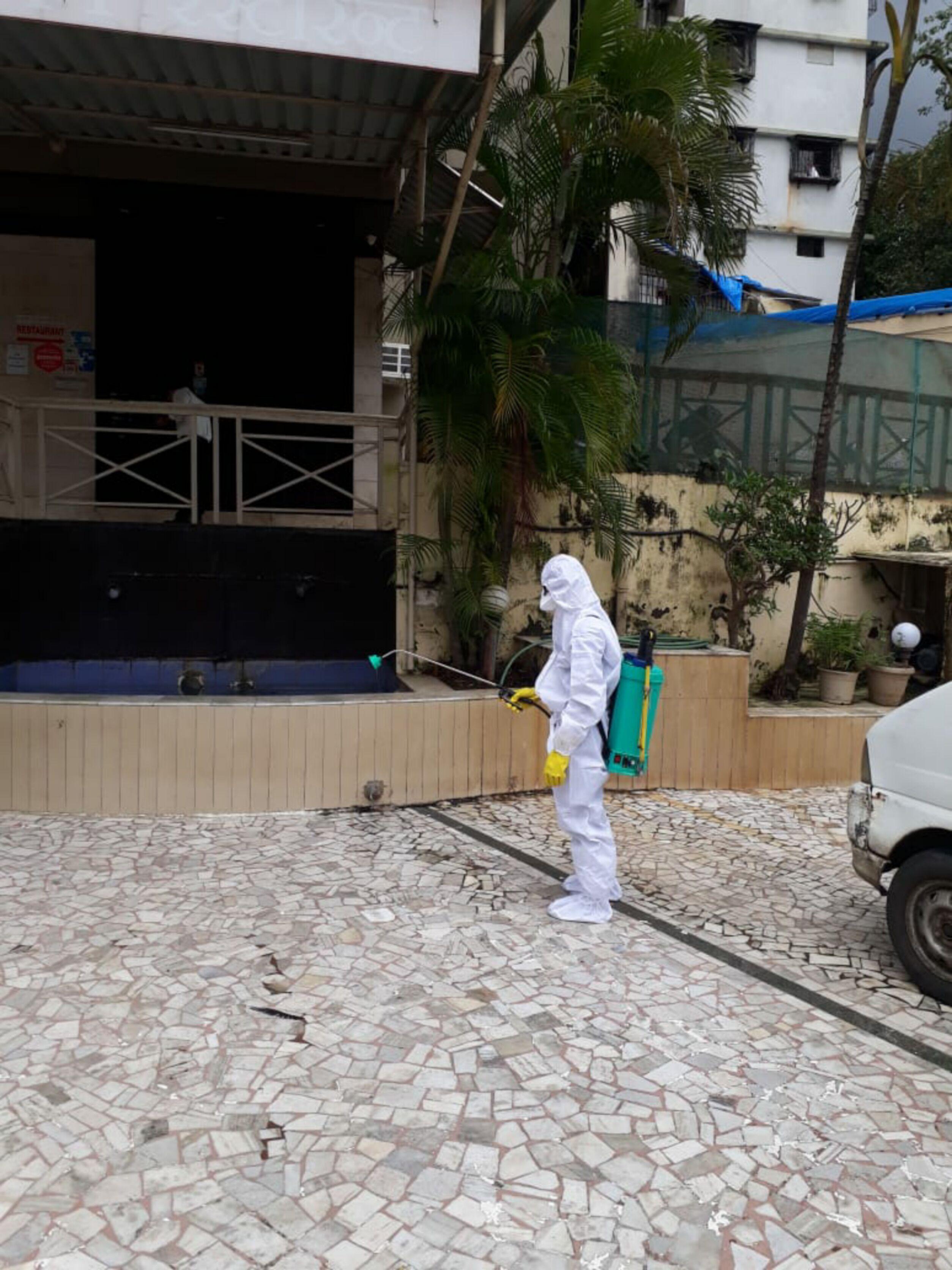 Hotel Lucky Goregaon 3*