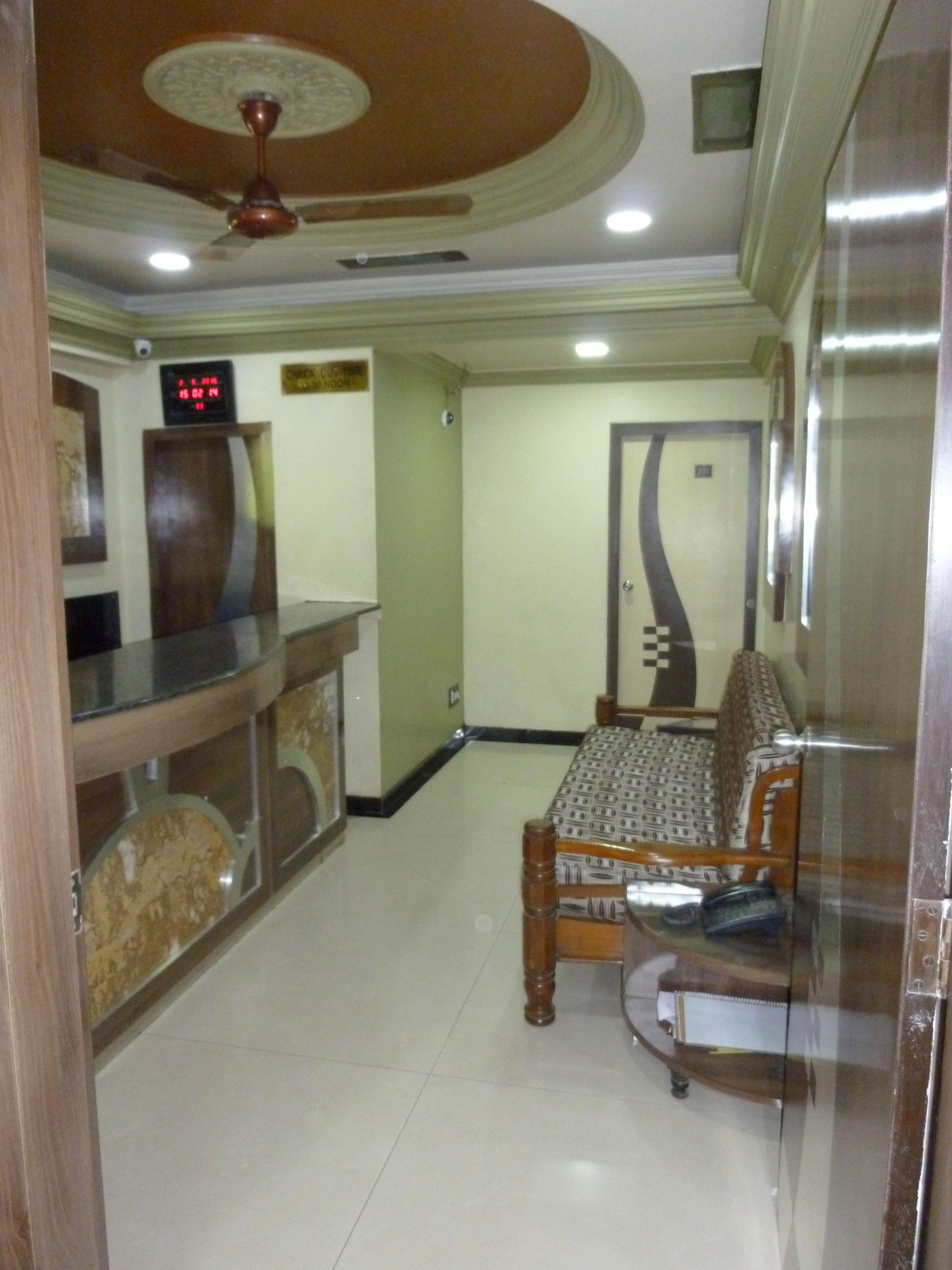 Hotel Mid Town Mumbai