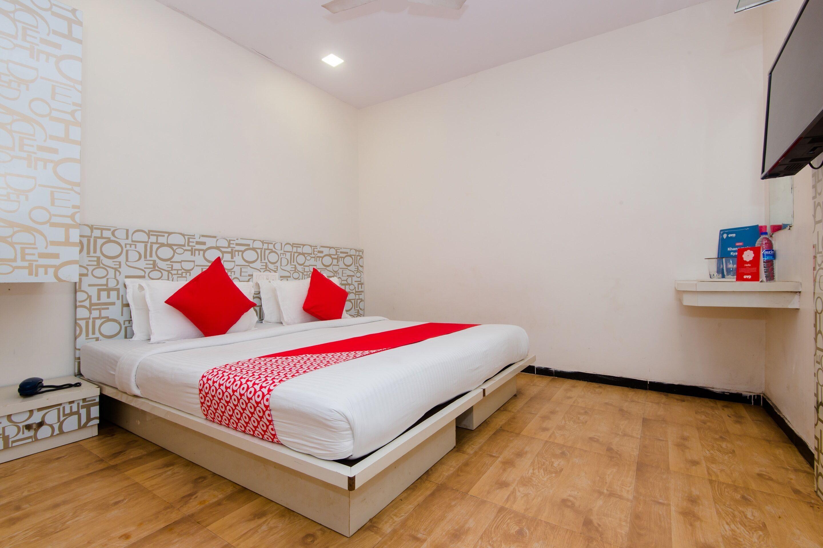 O Blue Pearl Residency Near Chhatrapati Shivaji International Airport 3*