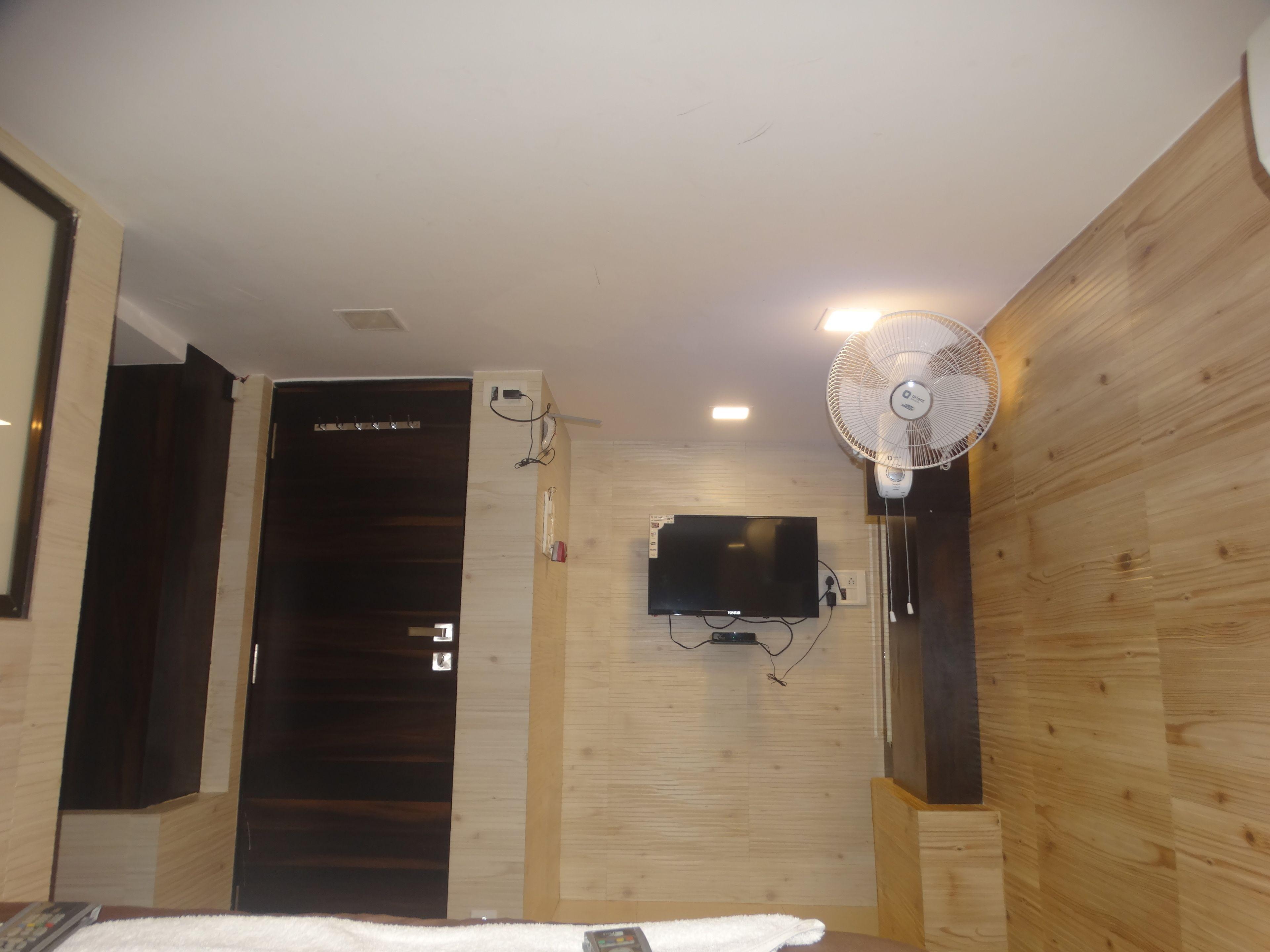 Hotel Qamar Mumbai