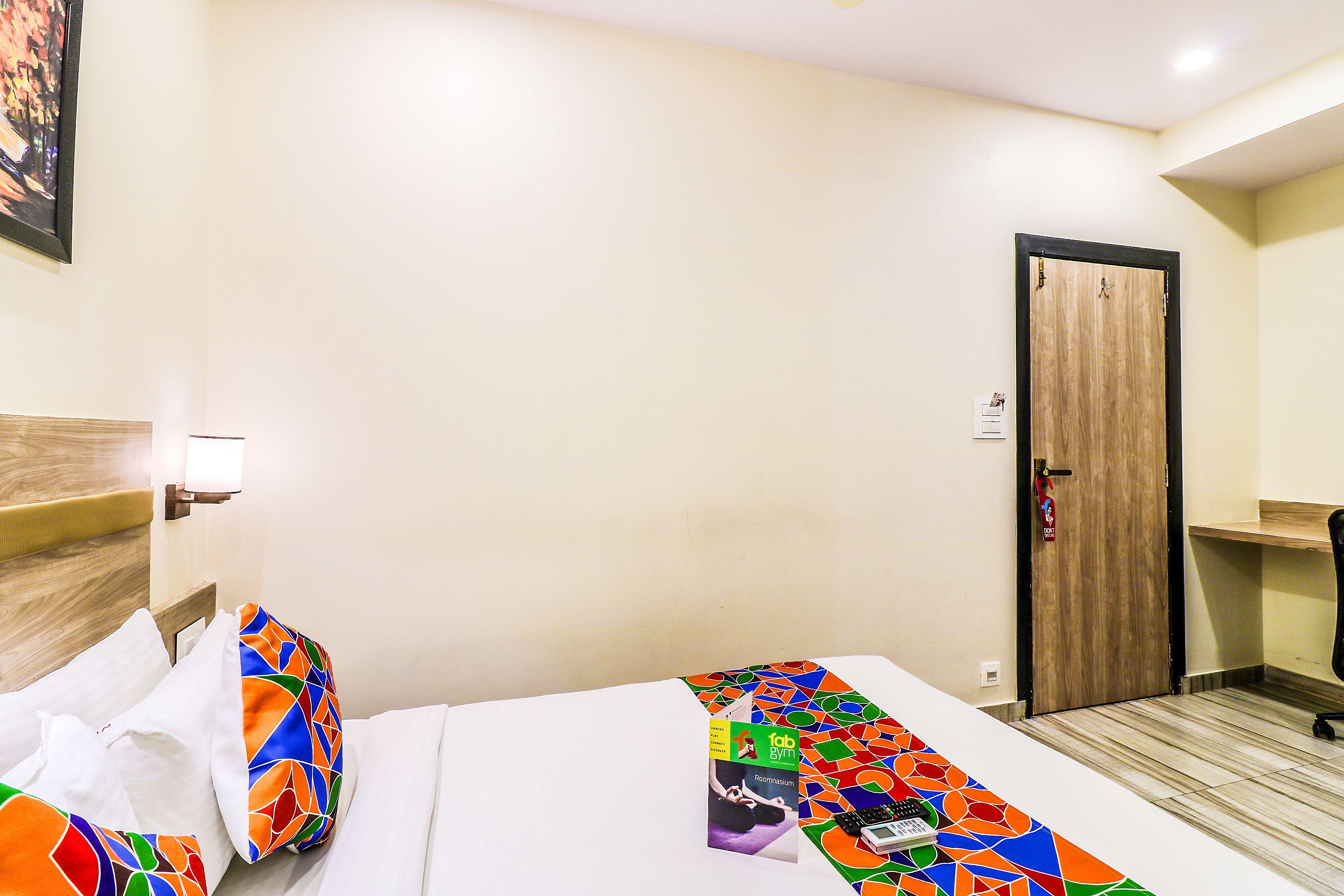 Hotel Fabhotel Aksa International Mumbai