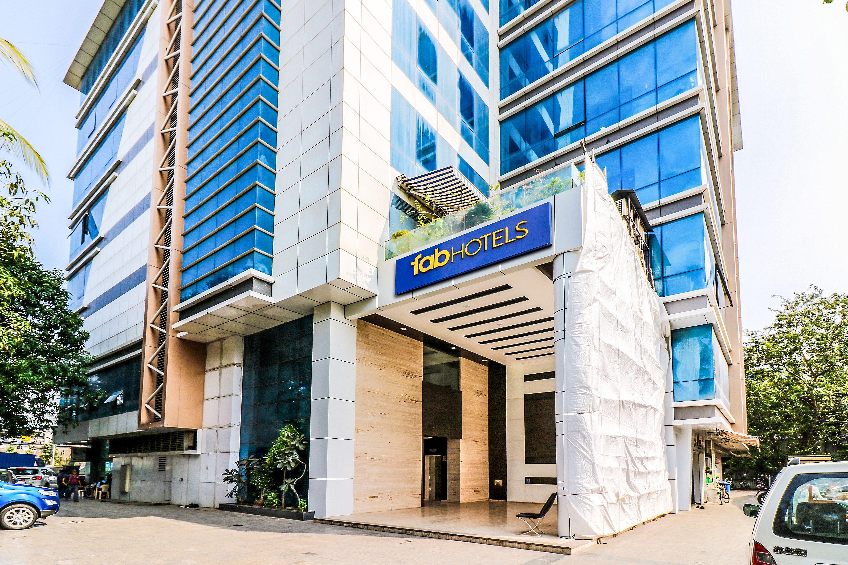 Hotel Fabhotel Aksa International