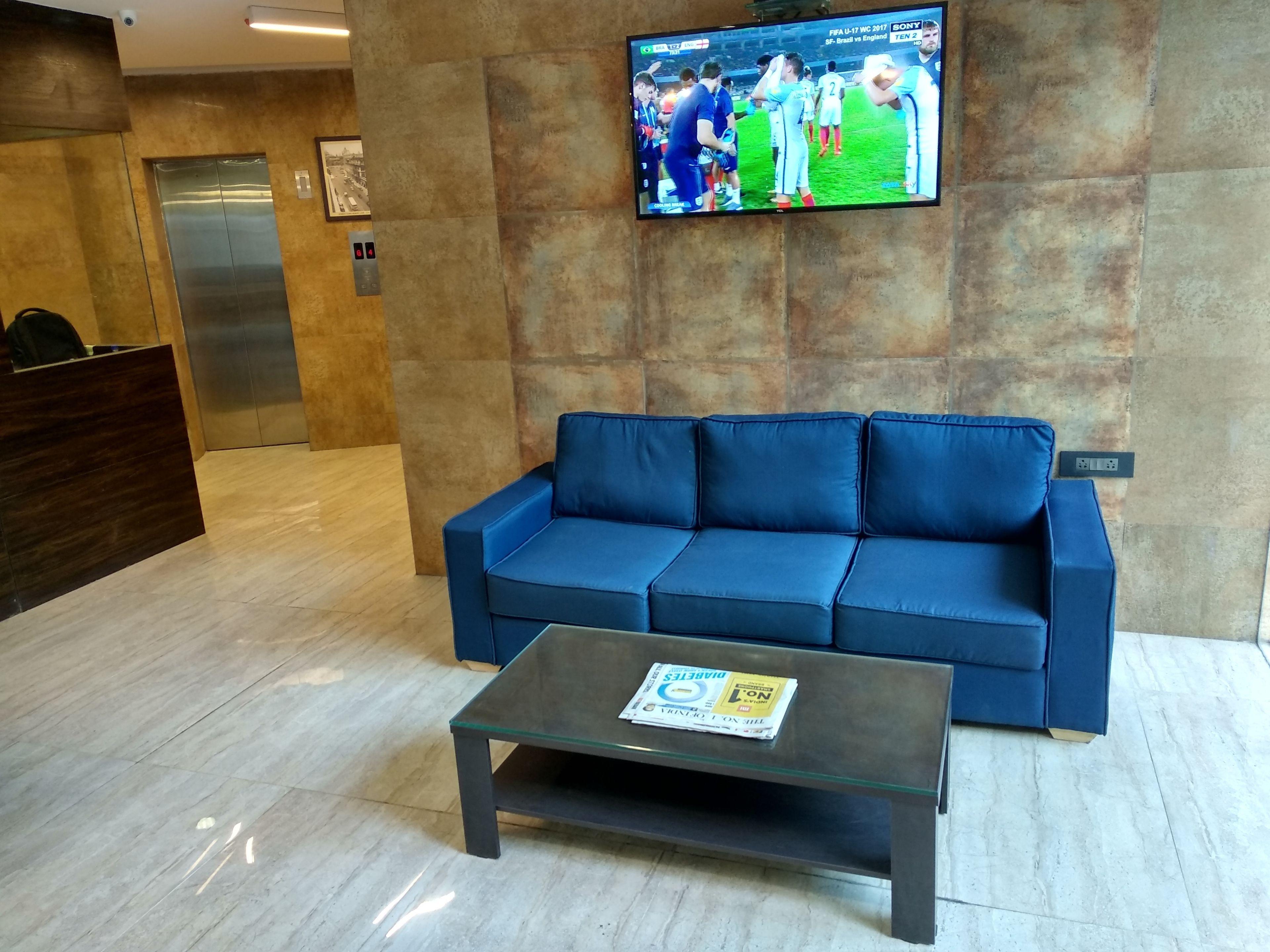 House Andheri East, 3*