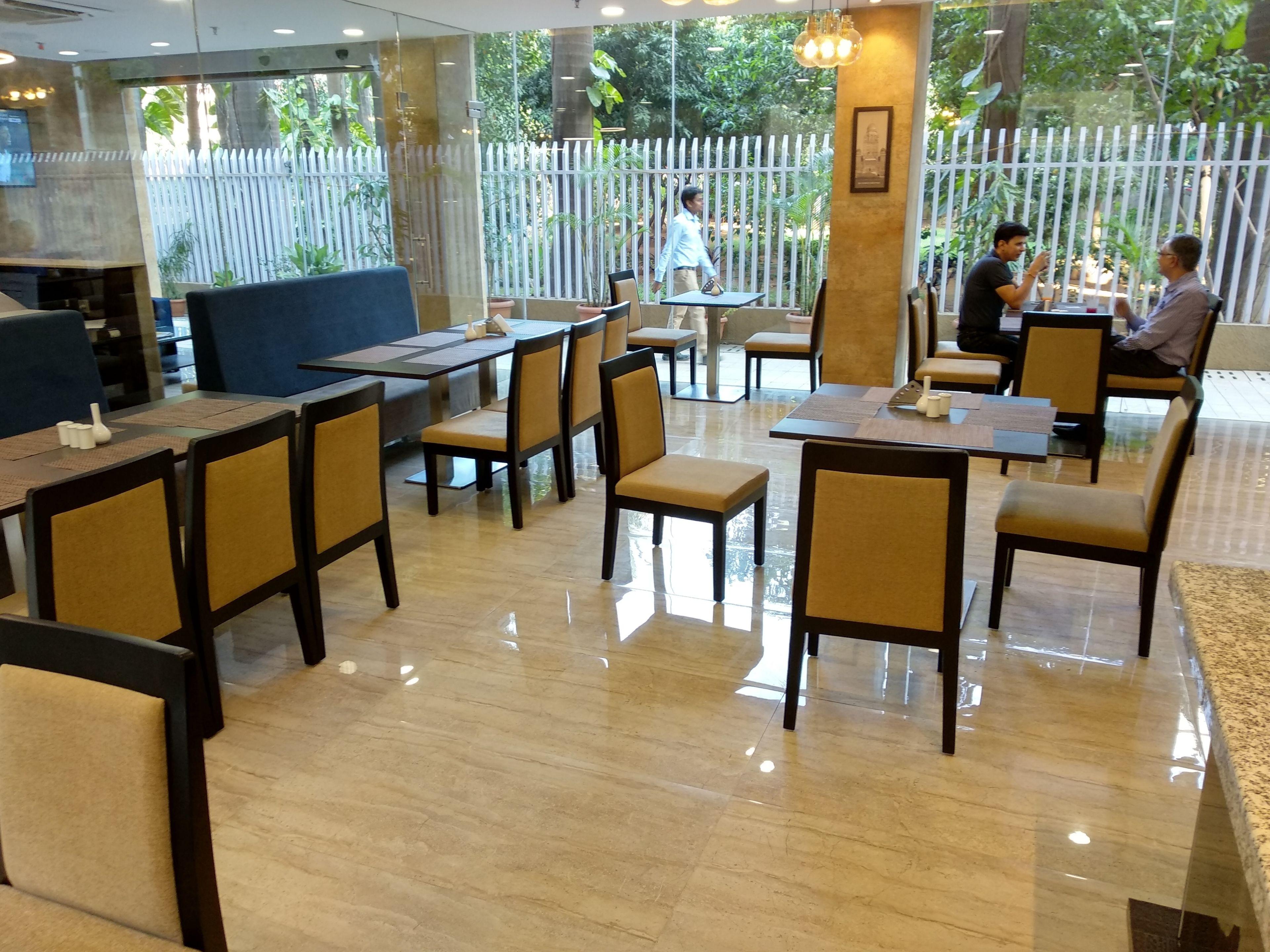 Hotel House Andheri East,