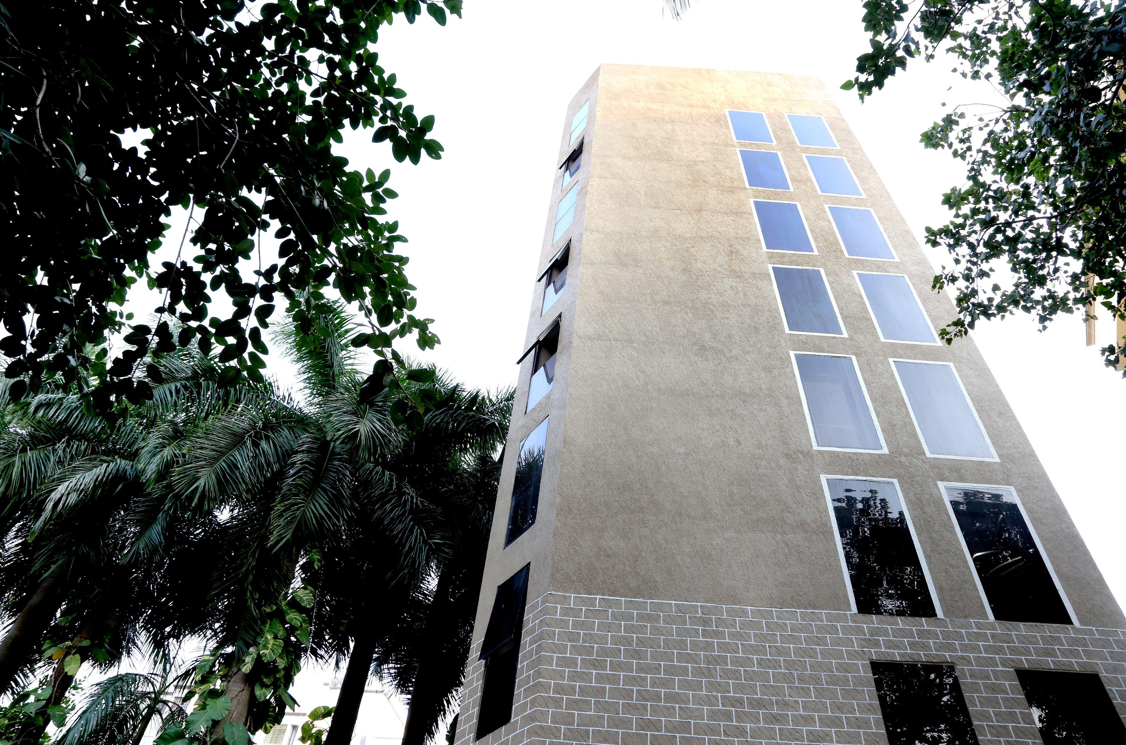 House Andheri East,