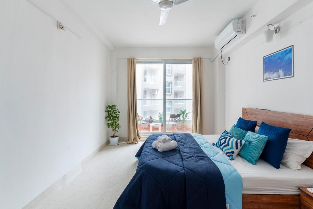 Peaceful, Spacious 2bhk With Balcony & Skylineview Mumbai