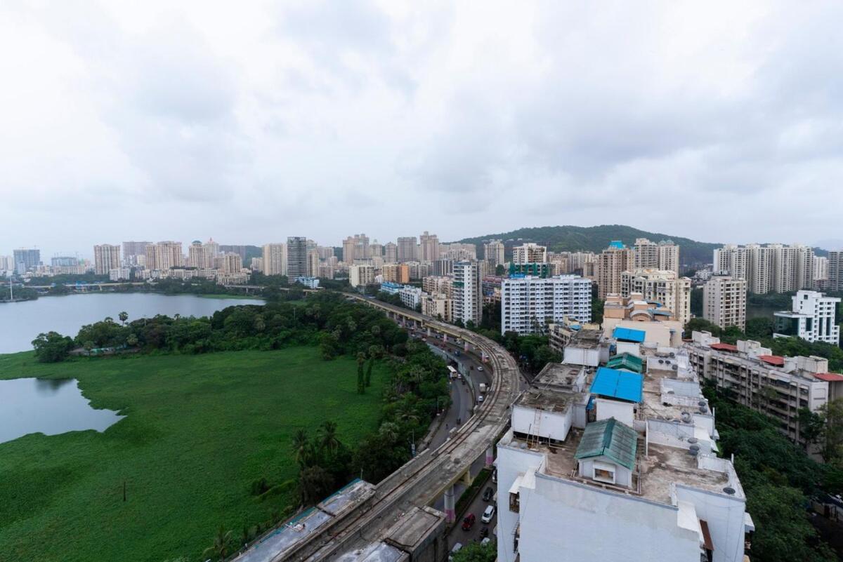 Peaceful, Spacious 2bhk With Balcony & Skylineview *