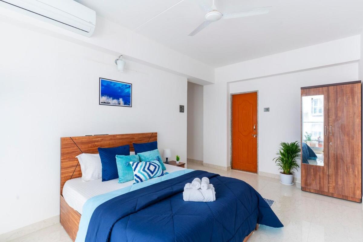 Peaceful, Spacious 2bhk With Balcony & Skylineview Apartment *