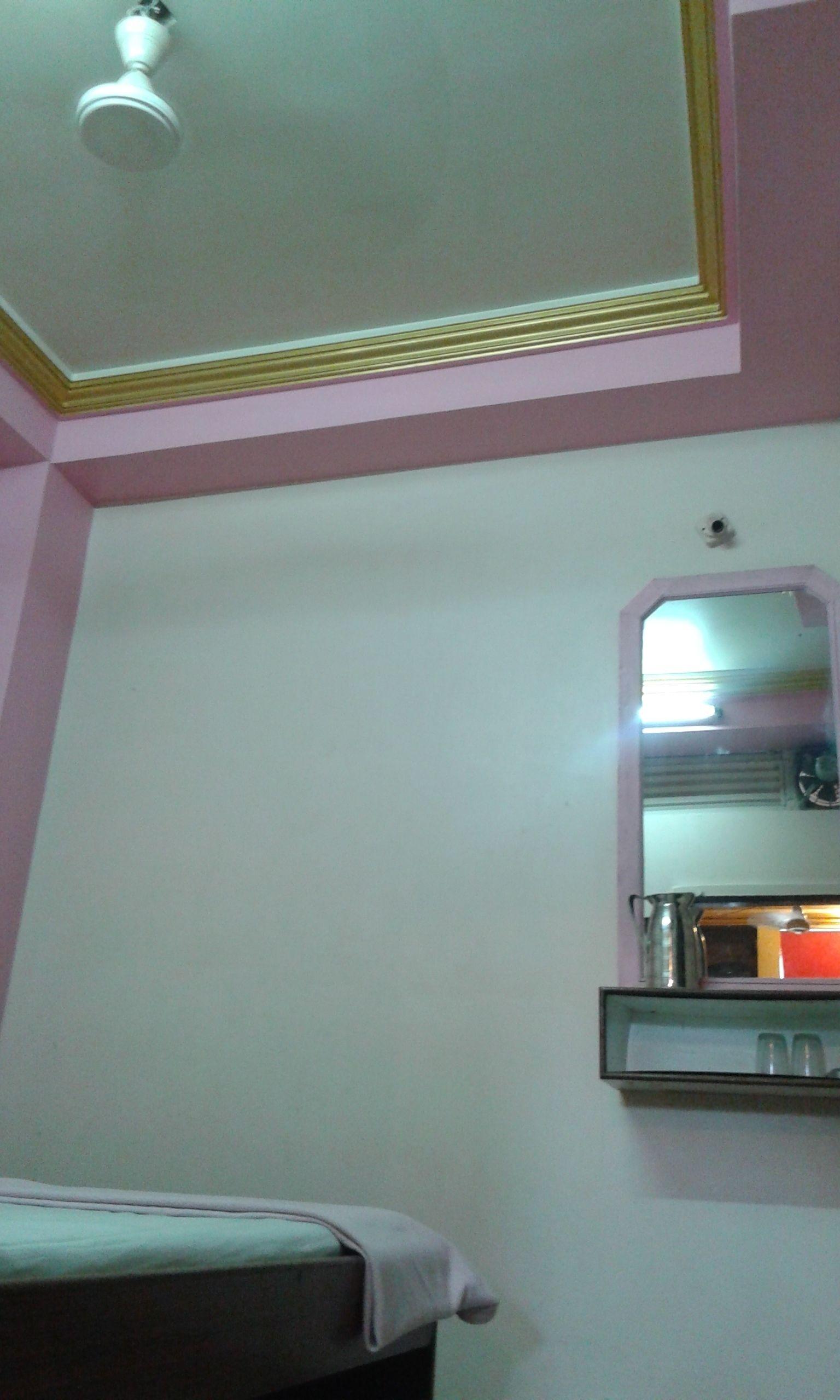 Popular Palace Hotel 2*