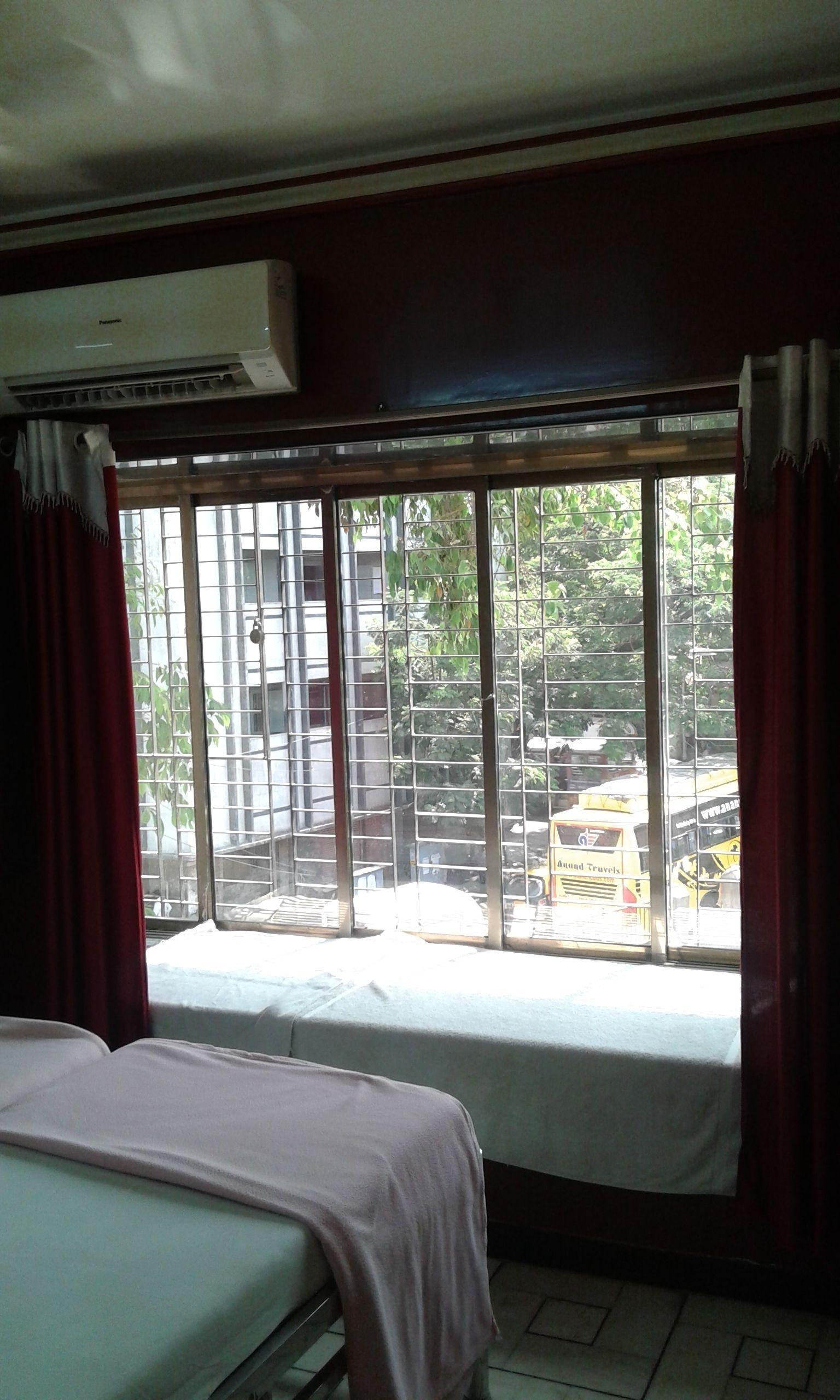 Popular Palace Hotel 2*