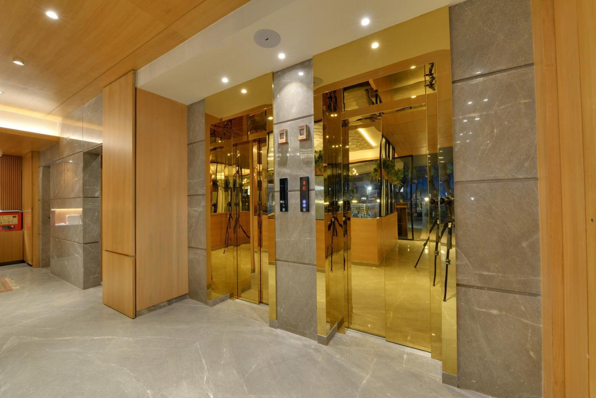 Hotel Galaxy Beacon Hotel, Santacruz ,mumbai Mumbai