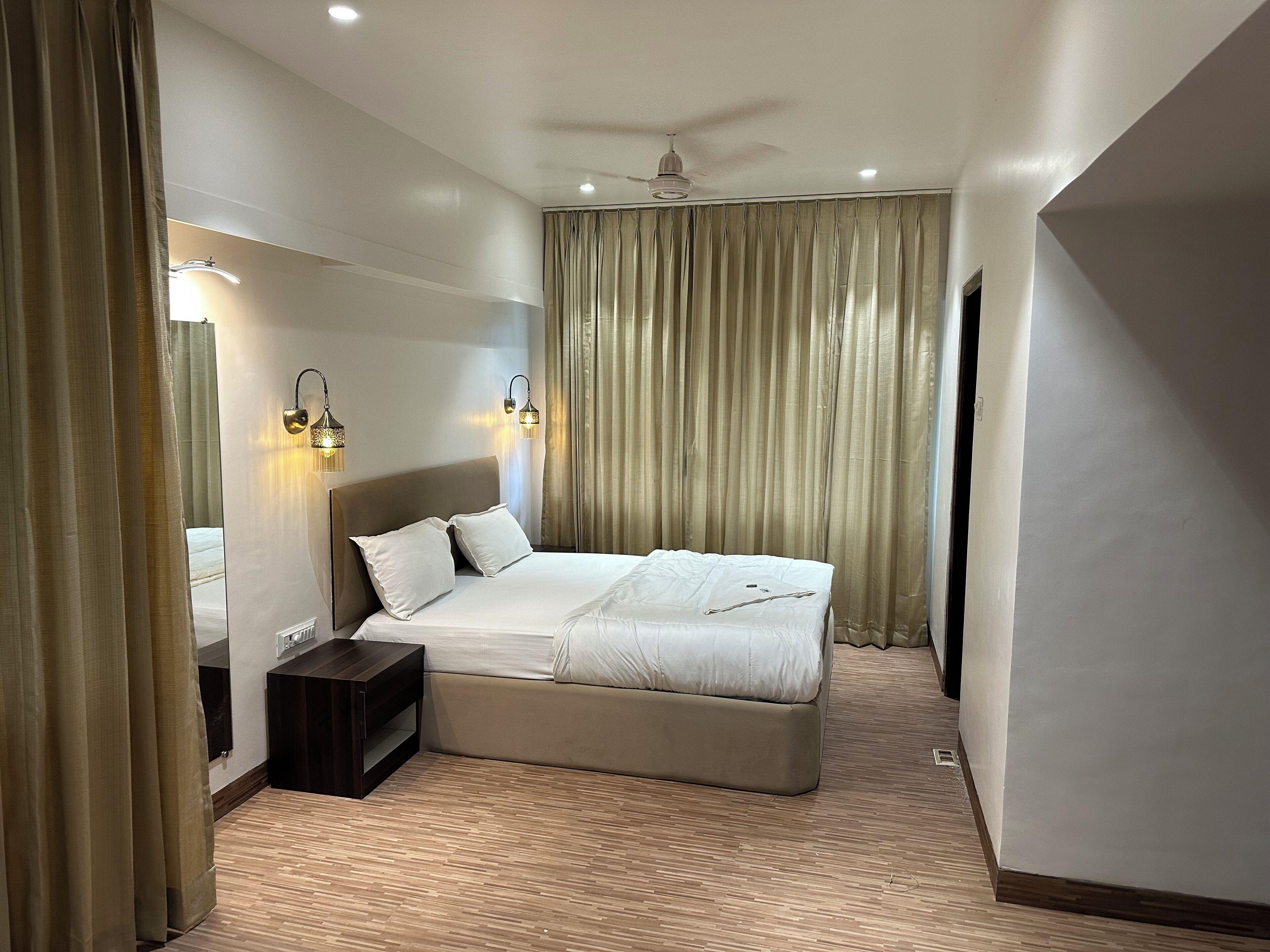 Imperial Executive 3*