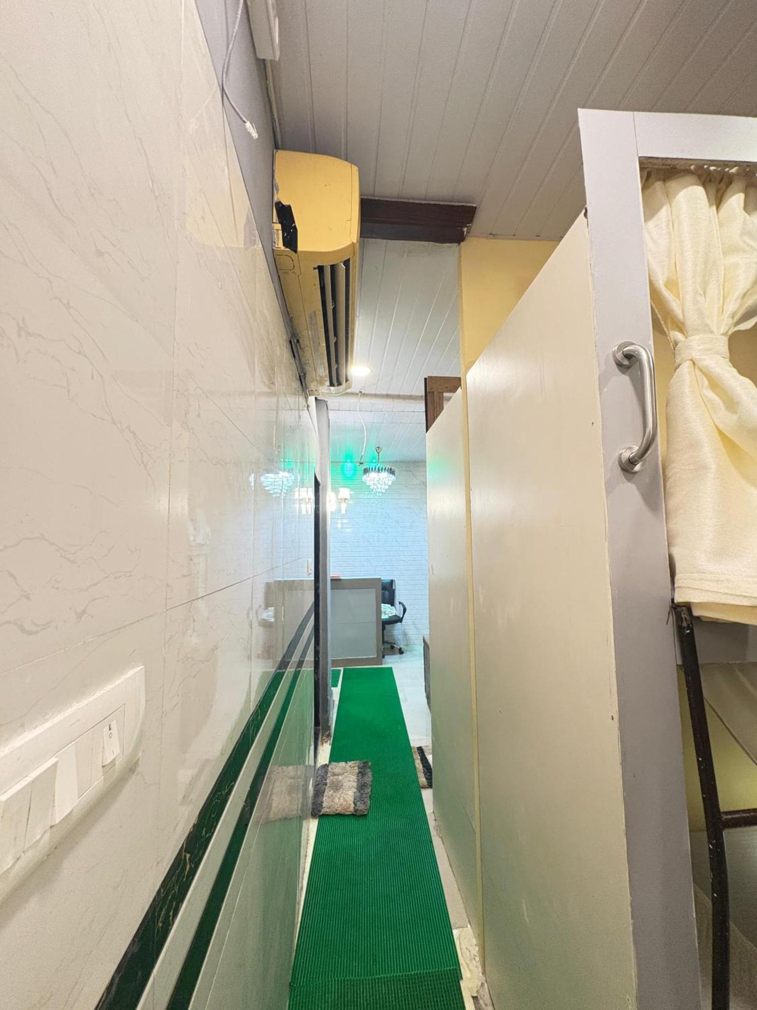 Hostel Welcome & Pg Male And Female *