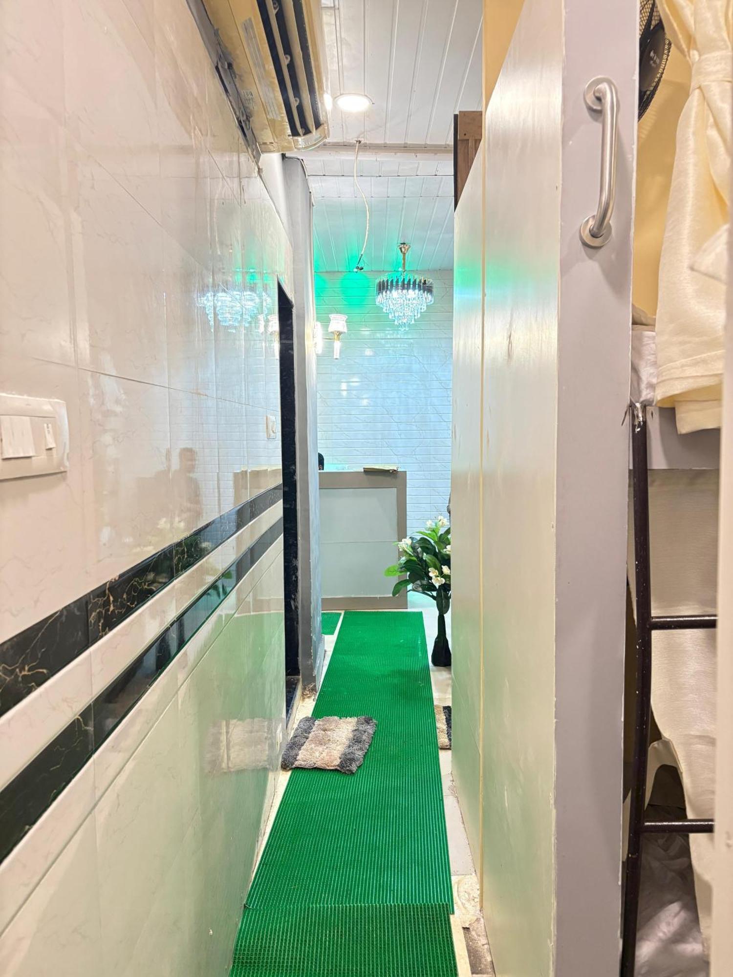 Welcome & Pg Male And Female *