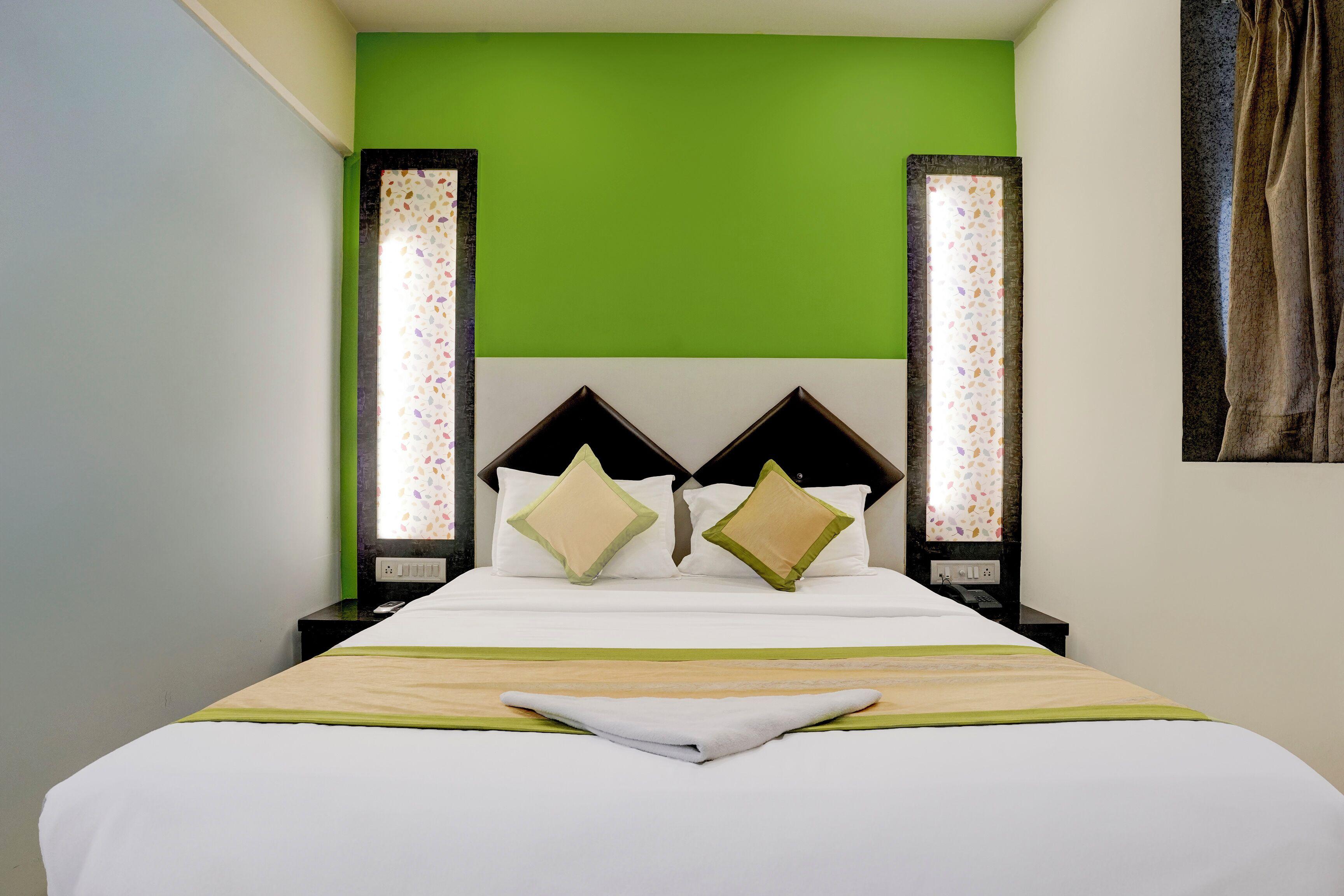 Fabhotel Veera Residency - Nr Airport