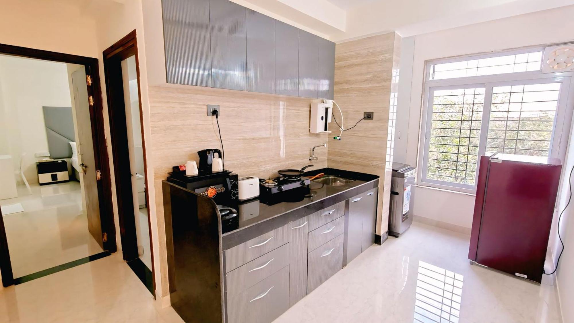 Side Serviced By Maxxvalue Apartment