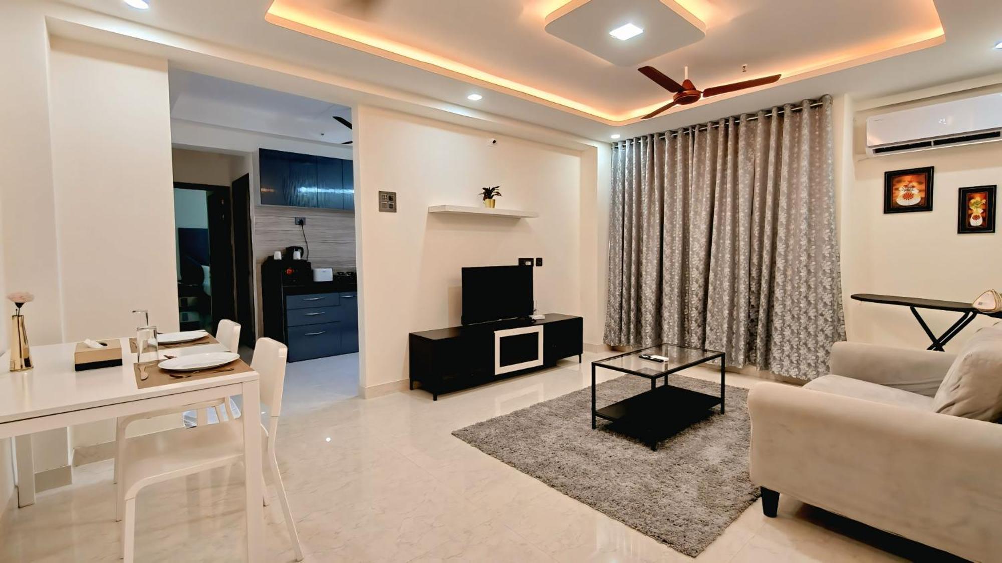 Side Serviced By Maxxvalue Apartment *