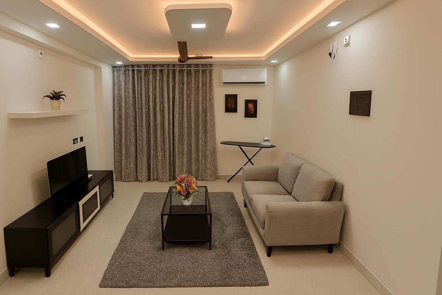 Side Serviced By Maxxvalue Apartment