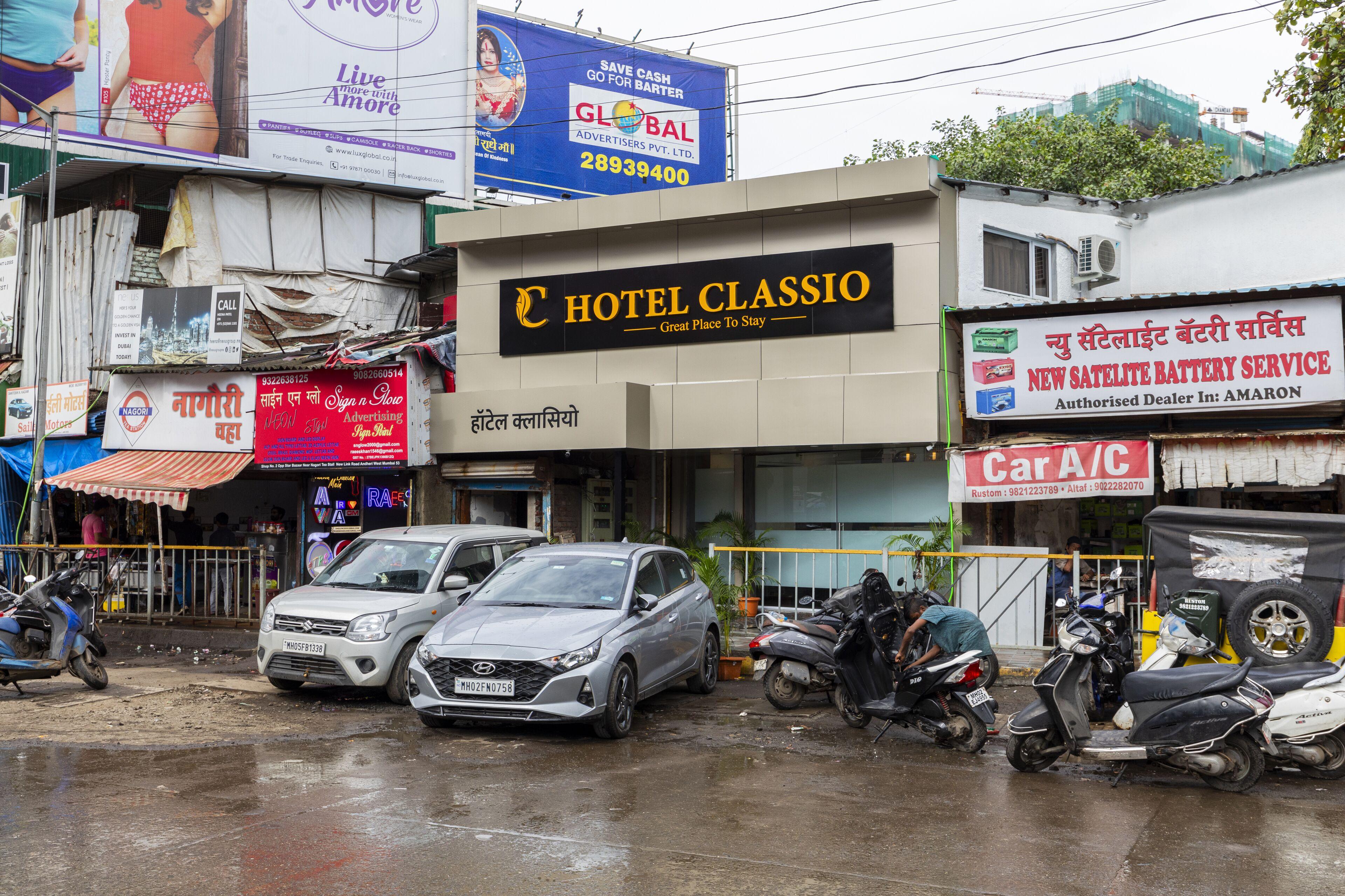 Hotel Classio Andheri - Near Dn Nagar Metro Station Mumbai